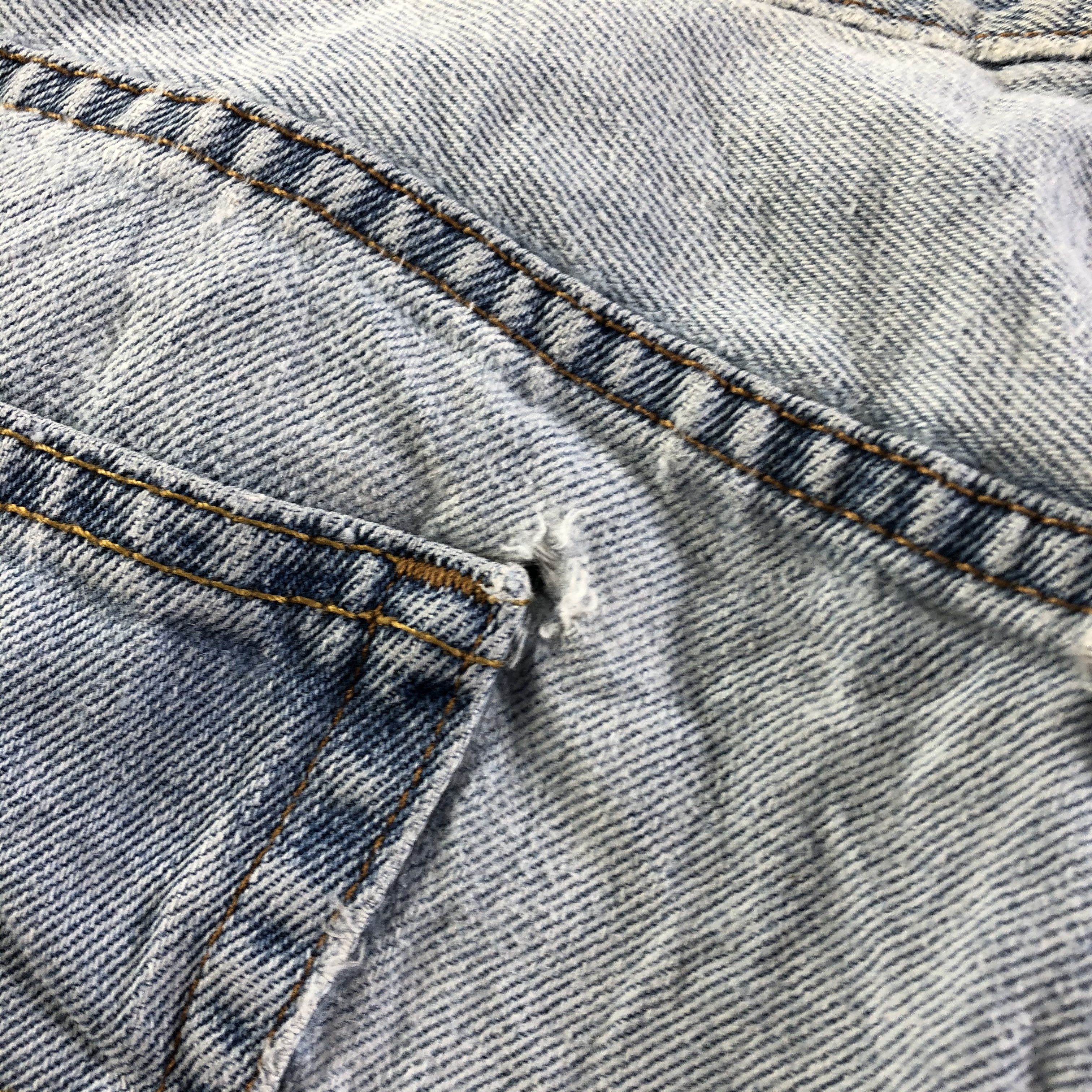 Levi's Vintage Light Wash Levis 550 Jeans-J3708 Size US 36 / EU 52 - 8 Thumbnail