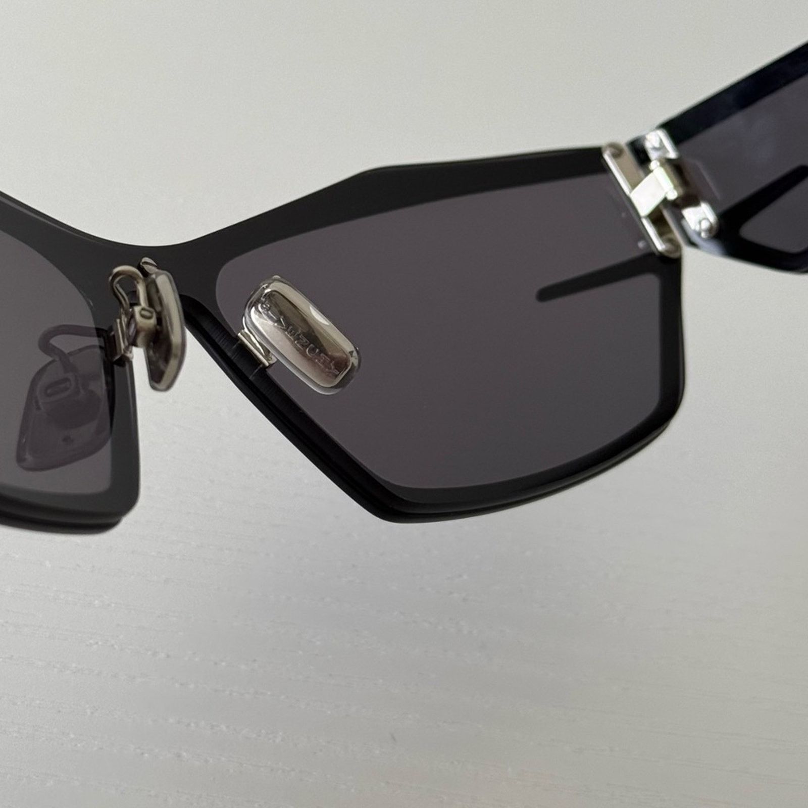Givenchy NEW! Givenchy Black Sunglasses, GV40066U 01A, Authentic Size ONE SIZE - 6 Thumbnail