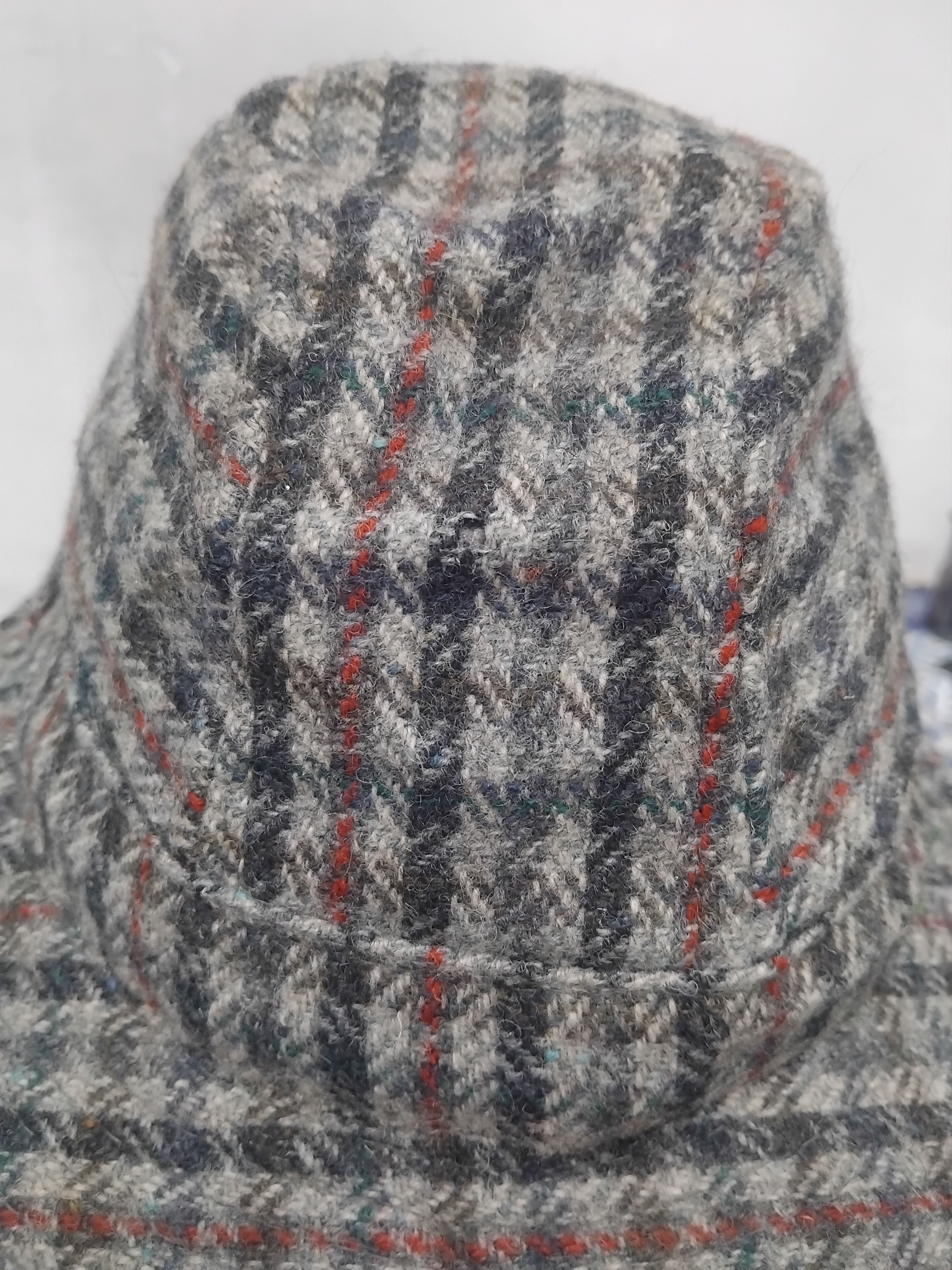 Harrods 💥Harrods checkered grey chicanos style hat Size 38 - 4 Thumbnail