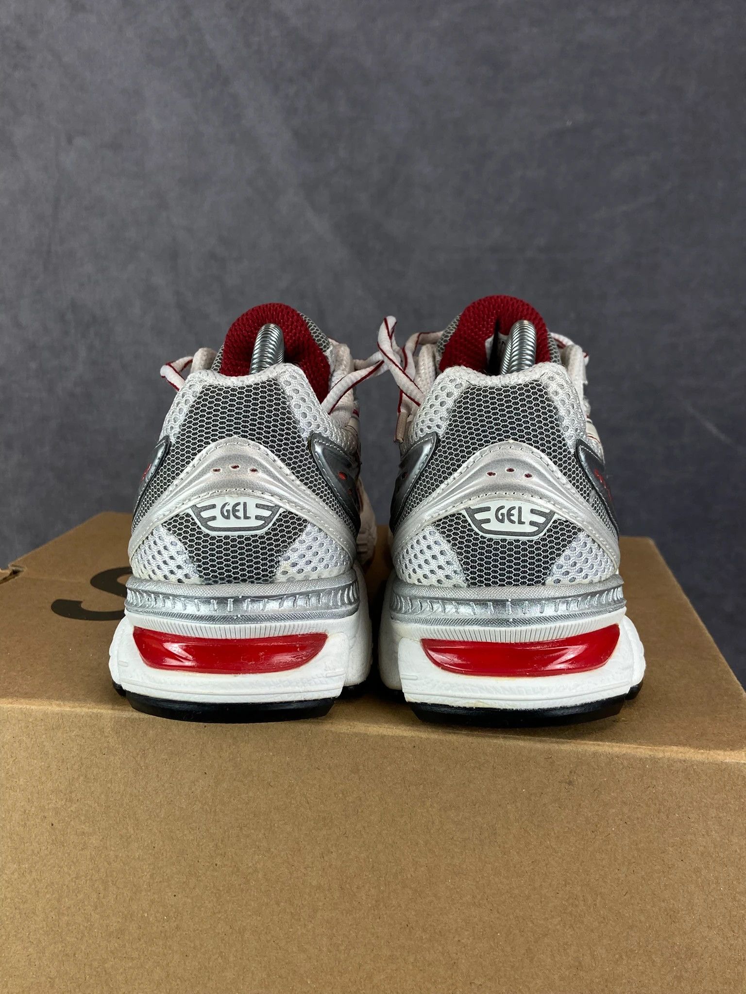 Asics ASICS White Sport Sneakers Size EU 38 Size US 5.5 / EU 38 - 5 Thumbnail