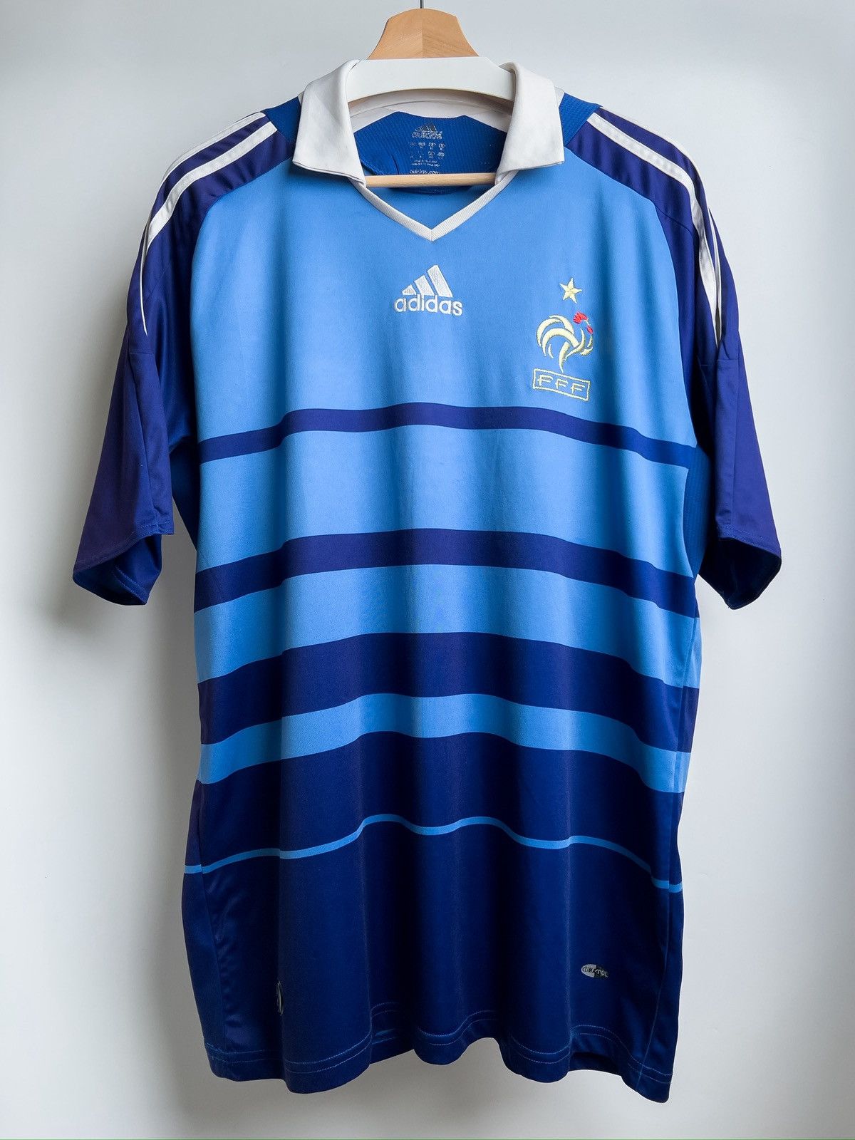 Adidas Adidas France 2008-2009 Home Jersey Size US XL / EU 56 / 4 - 1 Thumbnail