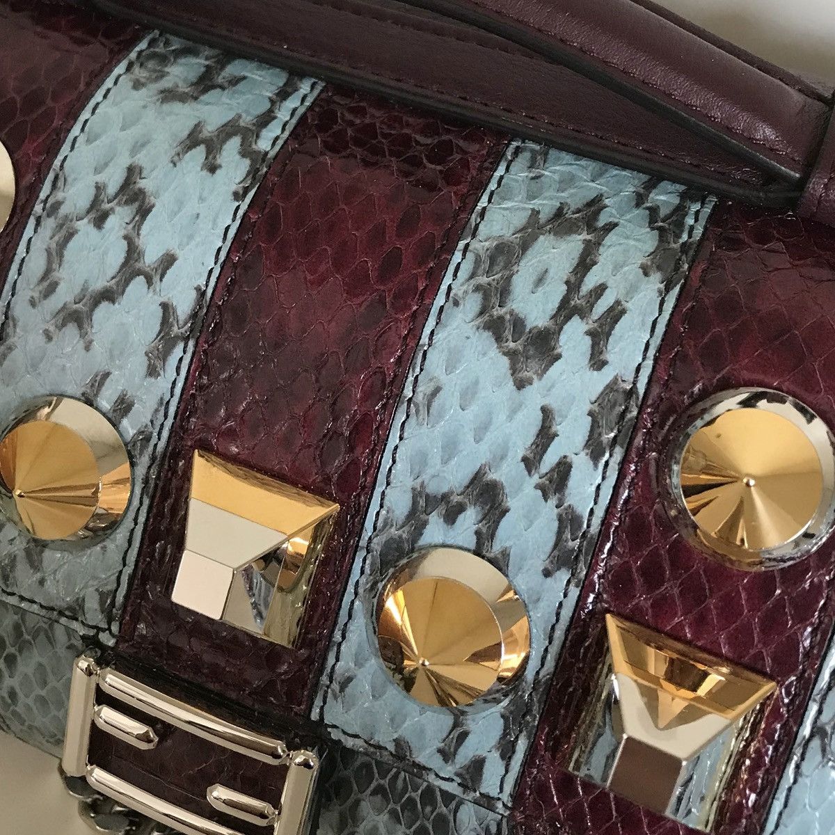 Fendi Fendi Python burgundy double baguette crossbody Size ONE SIZE - 12 Thumbnail
