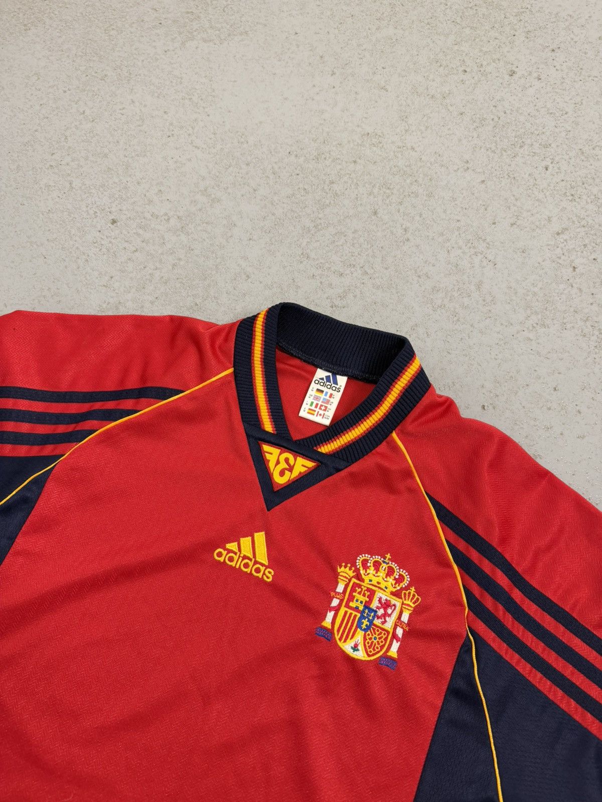 Adidas Vintage 1998/1999 Adidas Spain Soccer Jersey Size US M / EU 48-50 / 2 - 2 Thumbnail