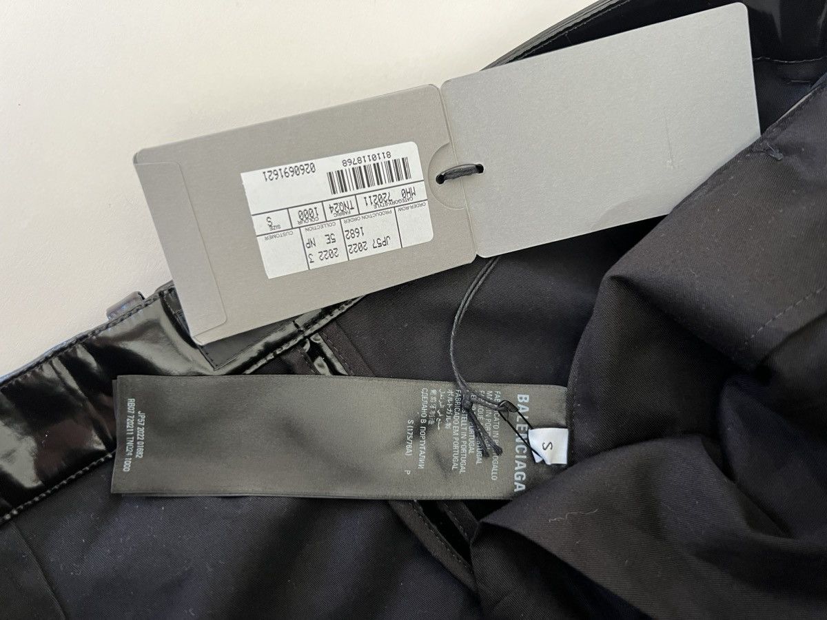 Balenciaga Balenciaga Crinkled coated cotton-blend trousers Size US 30 / EU 46 - 7 Thumbnail