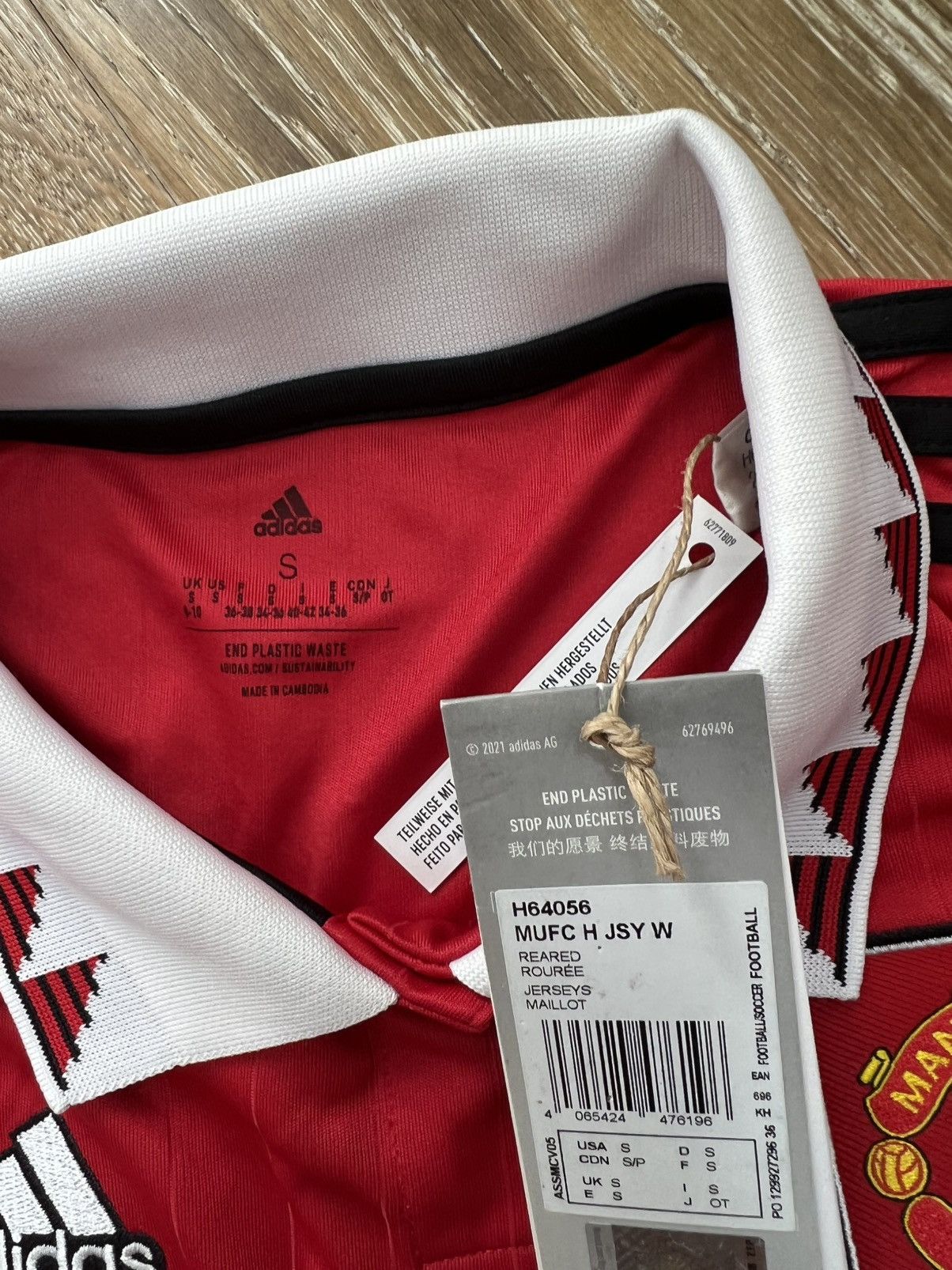 Adidas Adidas Manchester United 2022/2023 Home Soccer Kit jersey Size S / US 4 / IT 40 - 3 Thumbnail