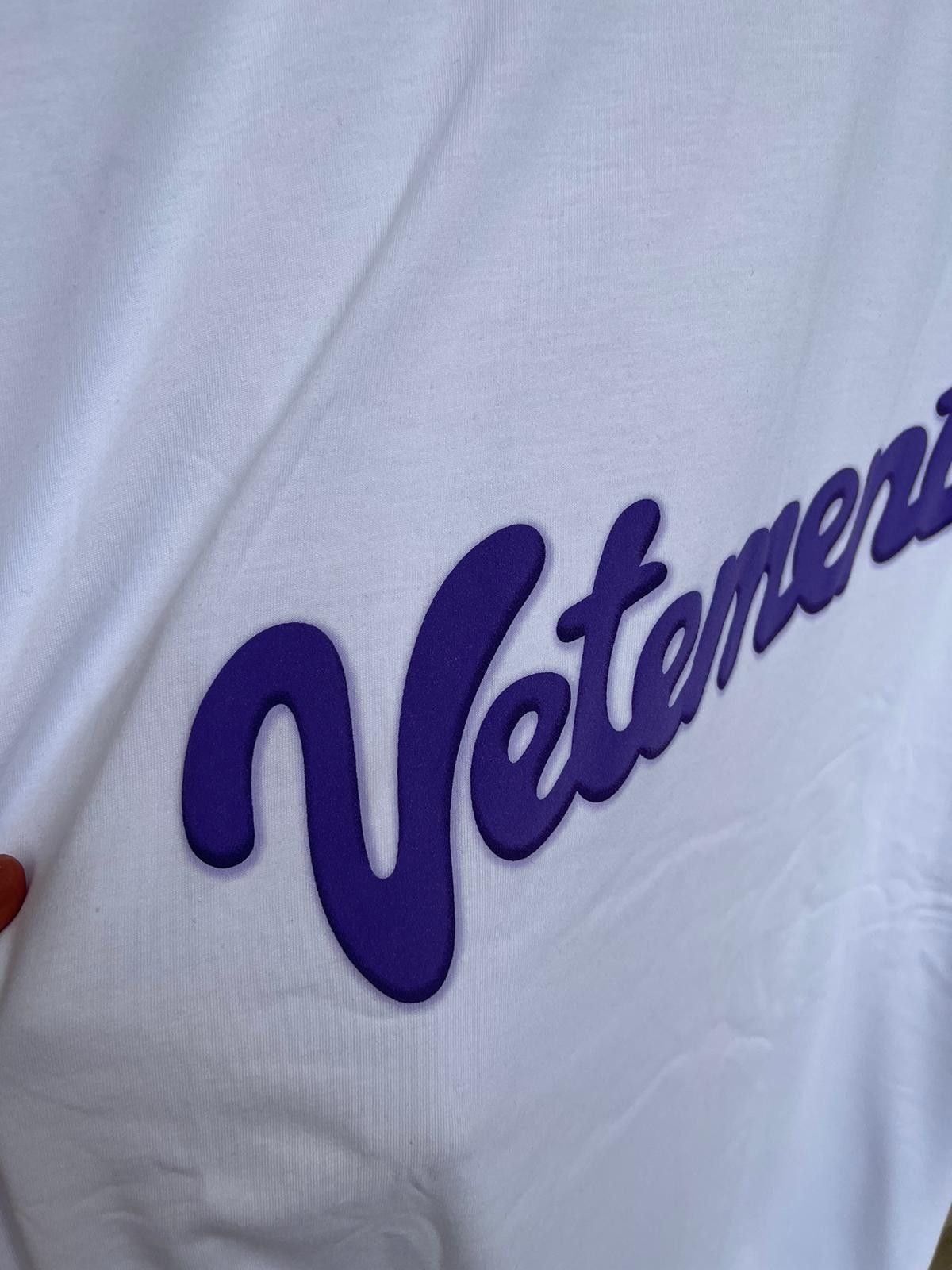 Vetements Sweet Logo T-Shirt SS in White Size US M / EU 48-50 / 2 - 4 Thumbnail