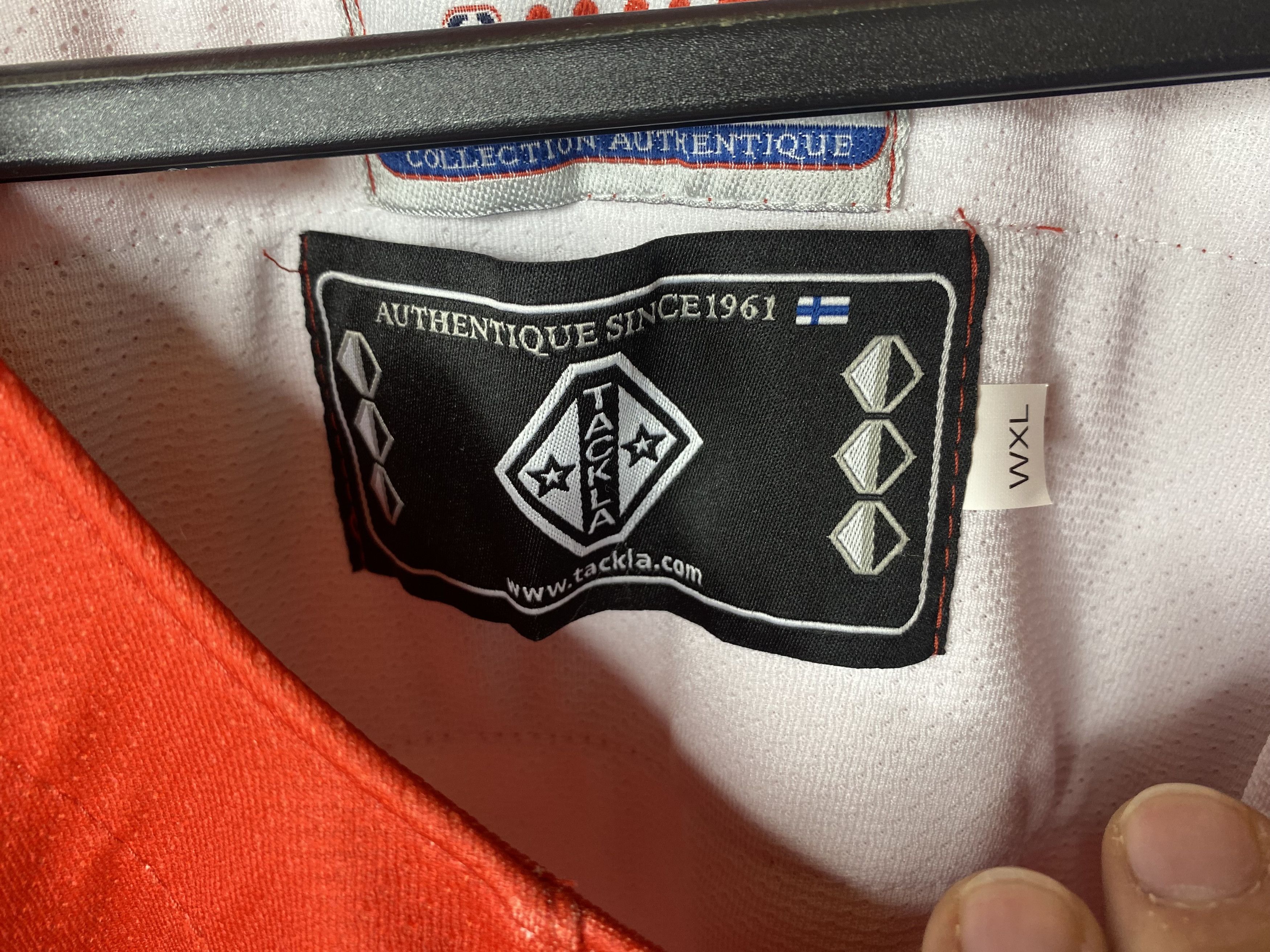Nike #9 SWITZERLAND TEAM 2022 MATCH WORN ICE HOCKEY JERSEY SHIRT Size US L / EU 52-54 / 3 - 6 Thumbnail