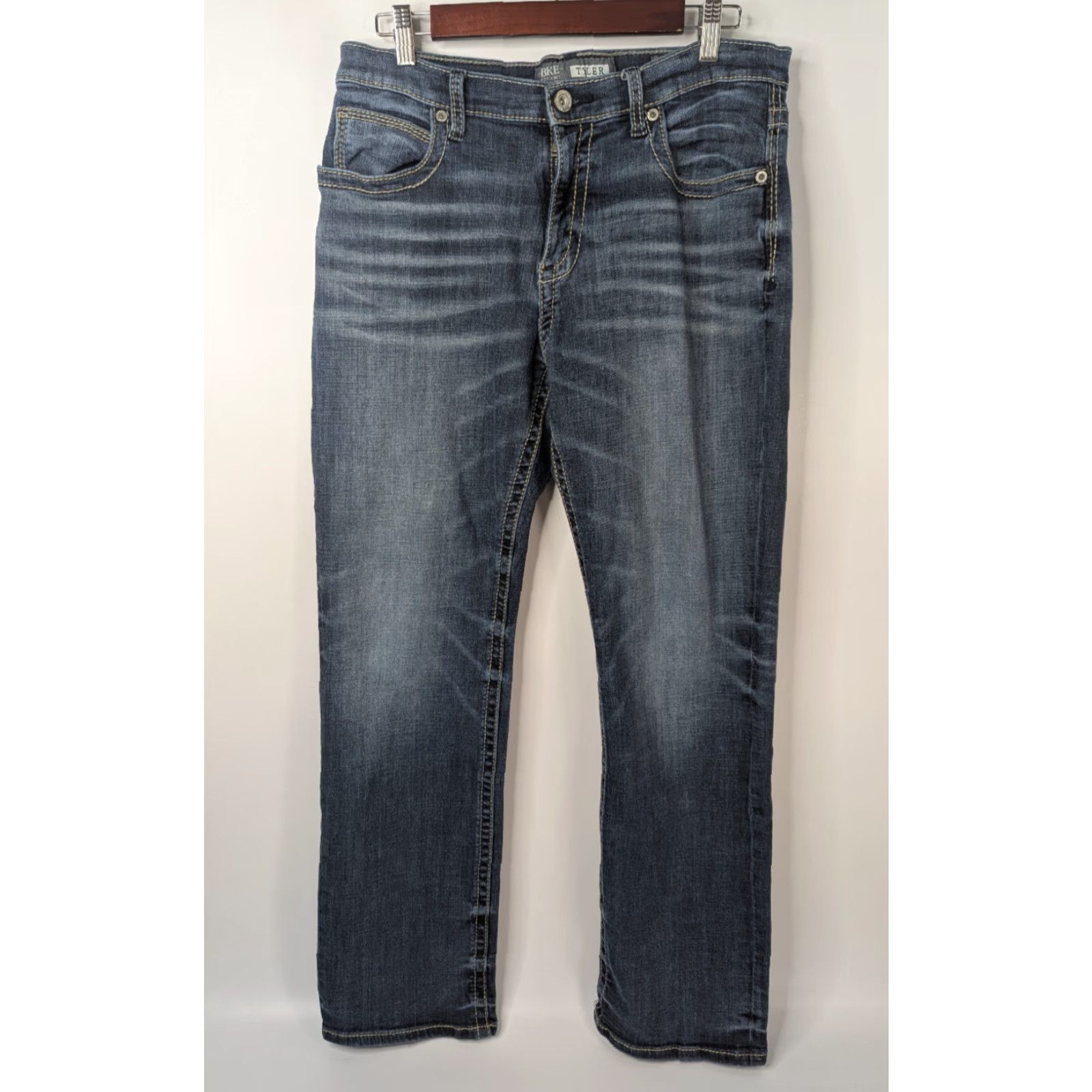 Vintage BKE Buckle Jeans Mens 34R Blue Denim Straight Leg Whisker Fade Vintage No Size US 34 / EU 50 - 2 Thumbnail
