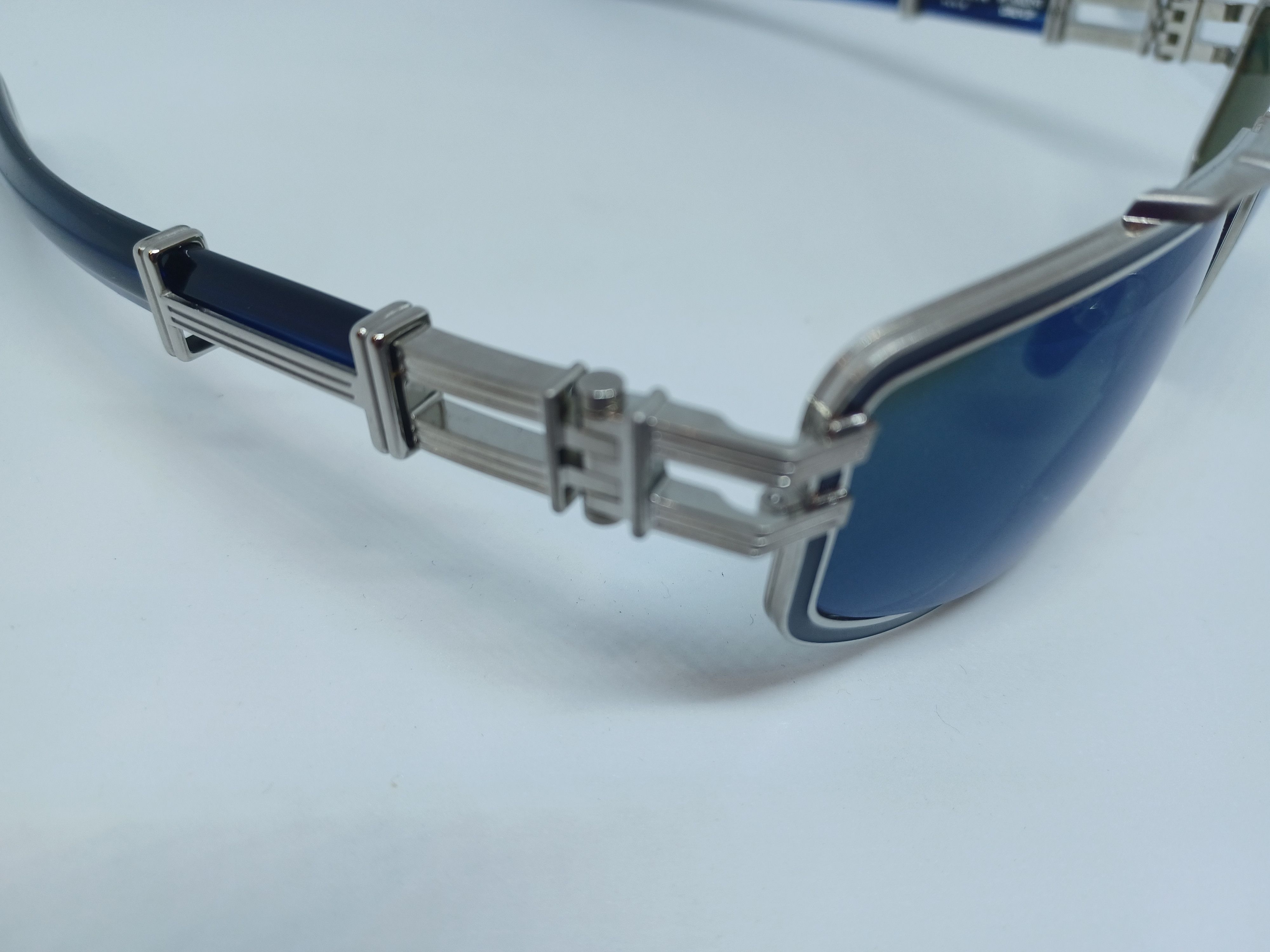 Balmain Balmain Sunglasses Silver / Blue Brand New Size ONE SIZE - 7 Thumbnail