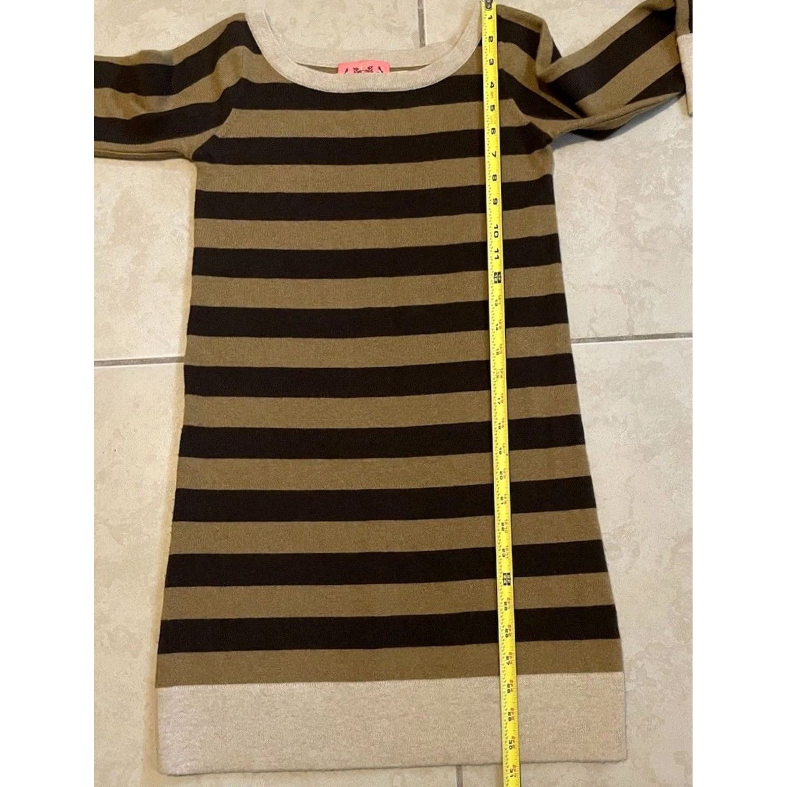 Juicy Couture VINTAGE Juicy Couture Striped Cashmere Long Sweater P T-Shirt Women Brown 3/4 Sleeve Heart Pattern 80s 90s Designer Barbi ecore? Size S / US 4 / IT 40 - 6 Thumbnail