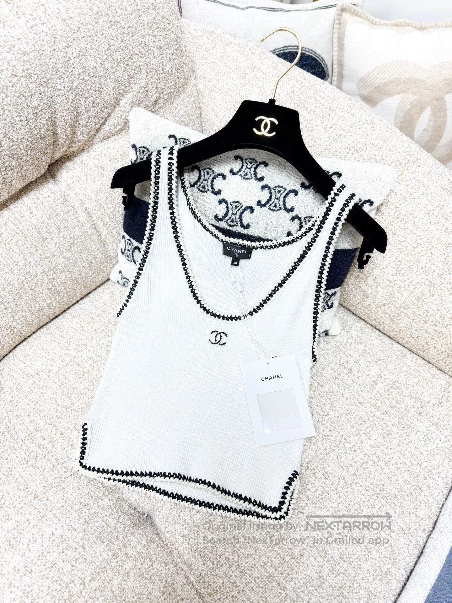 Chanel Chanel 22C White Black Trim Knit Vest. Size US L / EU 52-54 / 3 - 1 Thumbnail