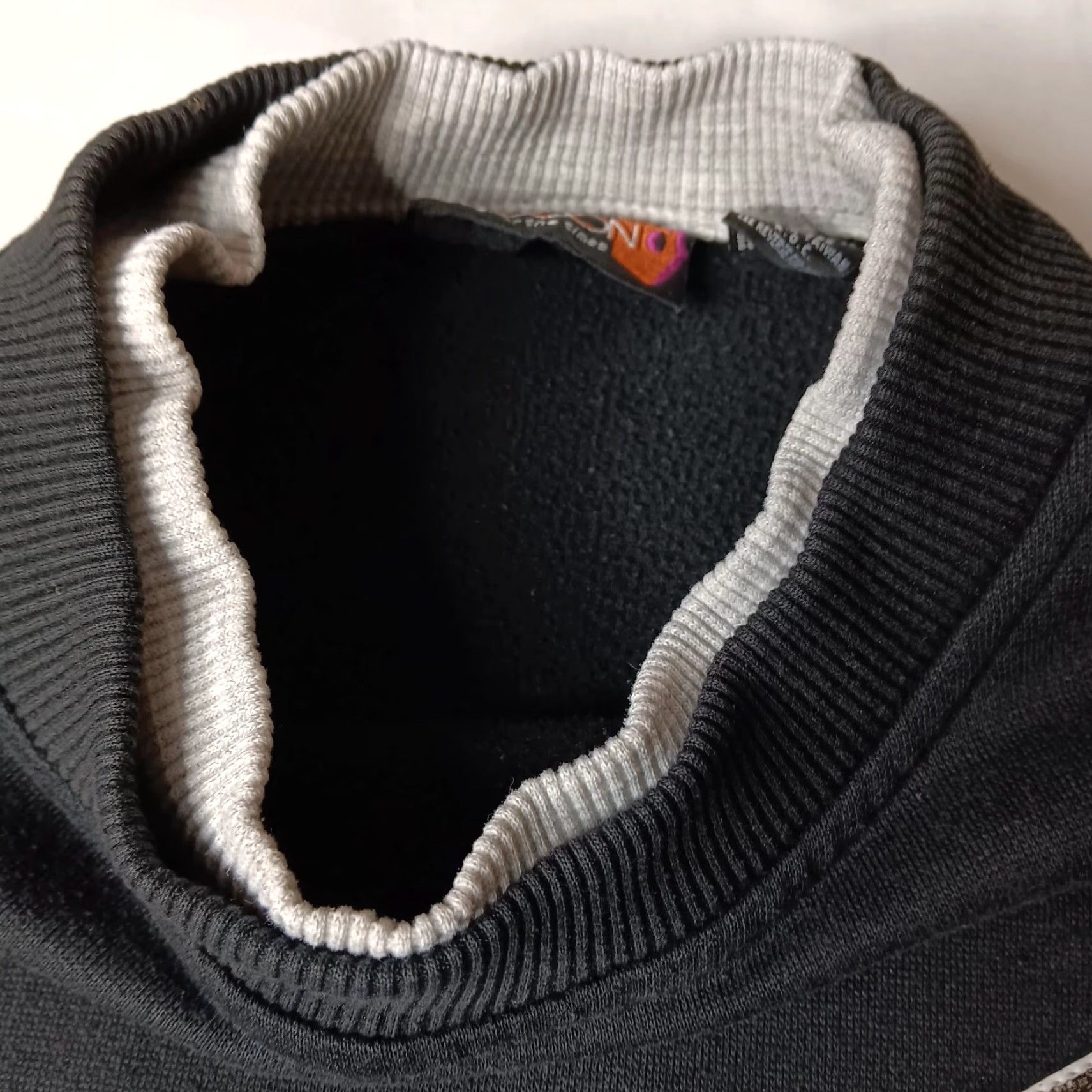 Vintage VINTAGE 80s Sasson Sweatshirt Crew Neck Unisex M Black Gray Stripe Knit Pullover Regular Men Size US M / EU 48-50 / 2 - 6 Thumbnail