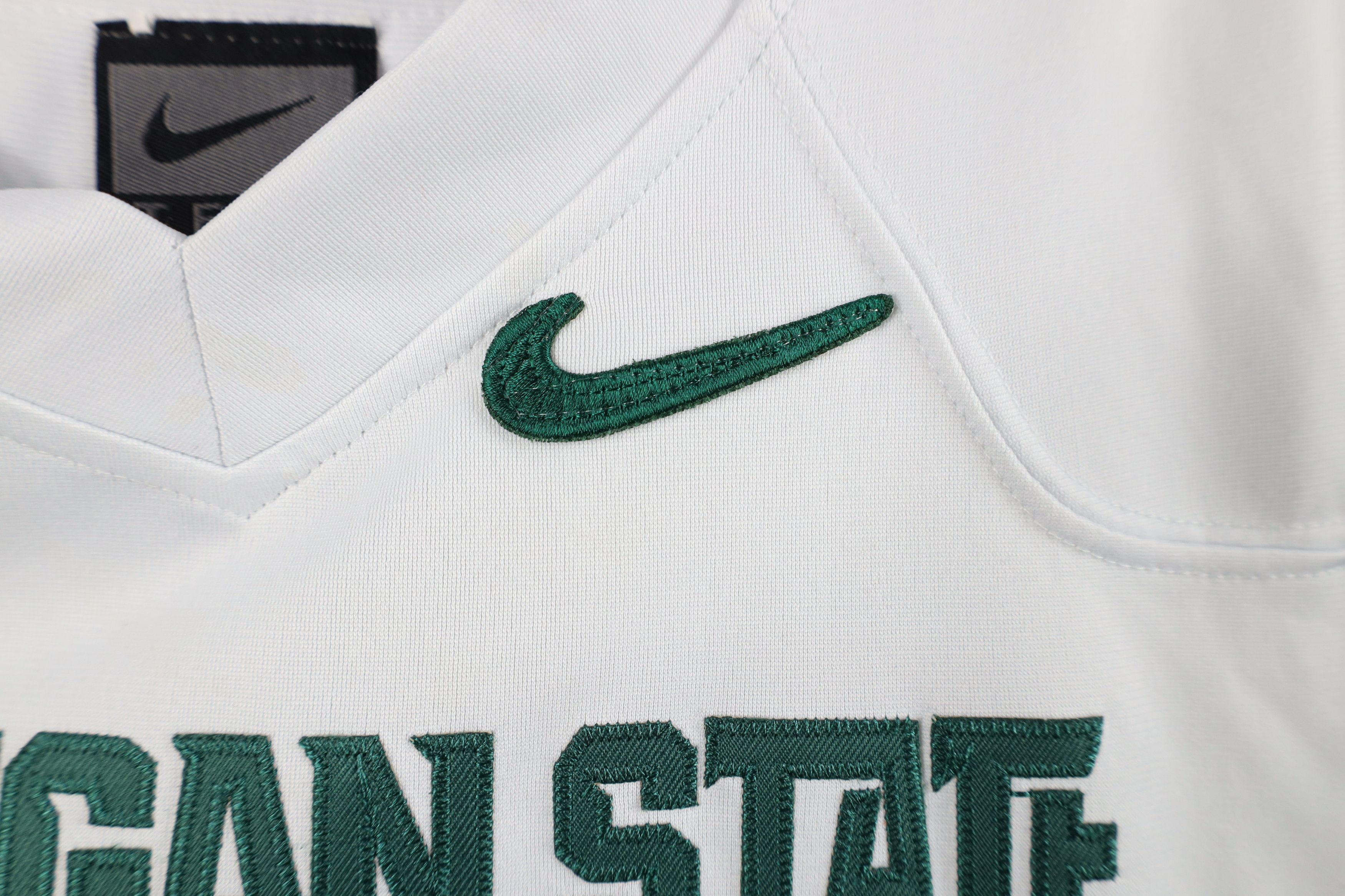 Nike × Vintage Nike Michigan State University Football Jersey #40 Size US M / EU 48-50 / 2 - 8 Thumbnail