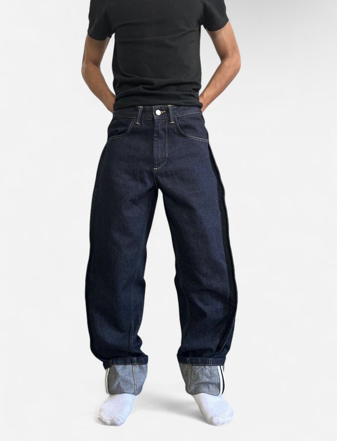 Massimo Dutti VINTAGE BAGGY DARK WASH REVERSIBLE CONTRAST STITCH JEANS Size US 29 - 2 Thumbnail