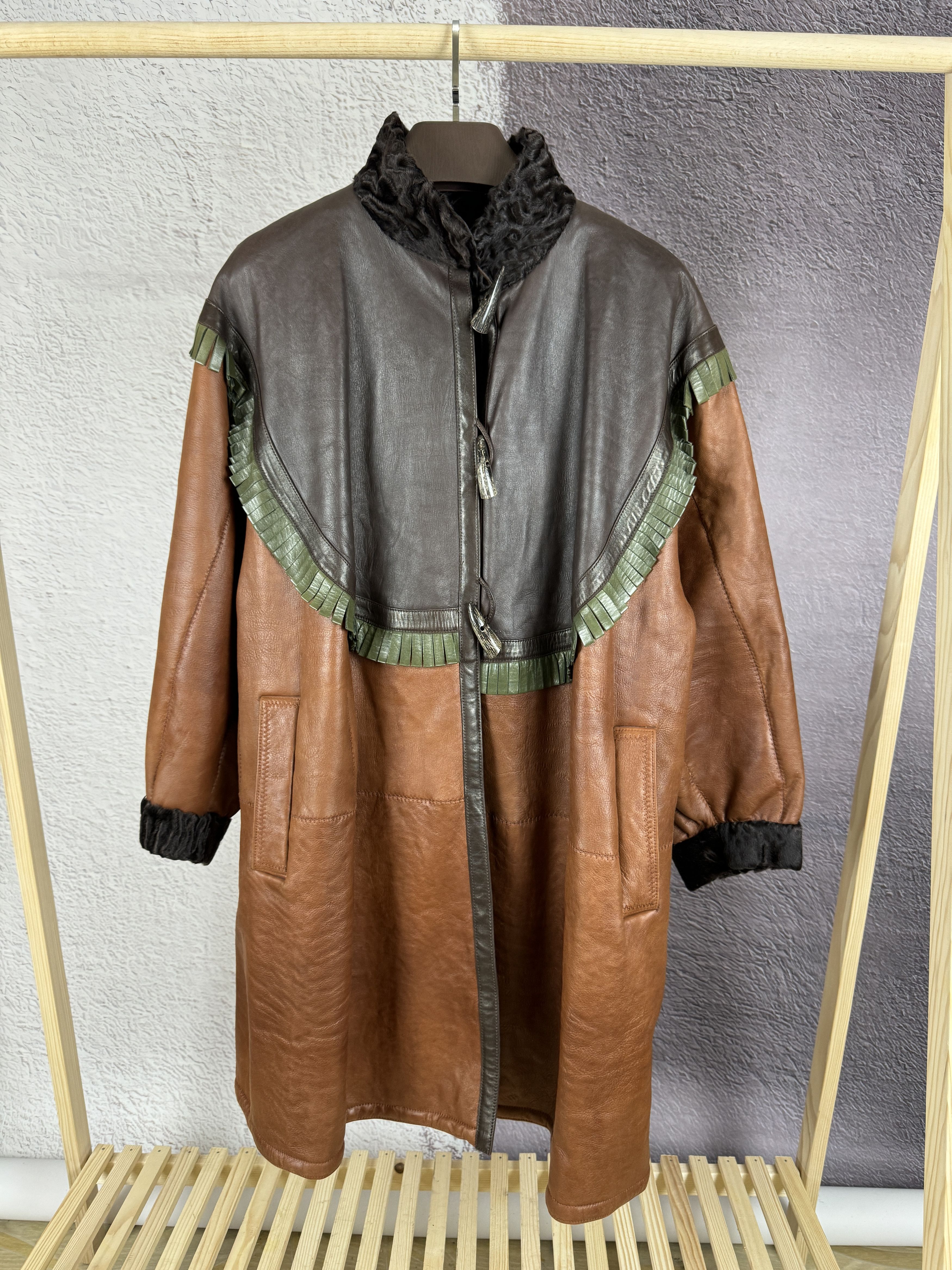 Yves Saint Laurent Yves Saint Laurent fourrures vintage 80s leather fur coat Size M / US 6-8 / IT 42-44 - 1 Thumbnail