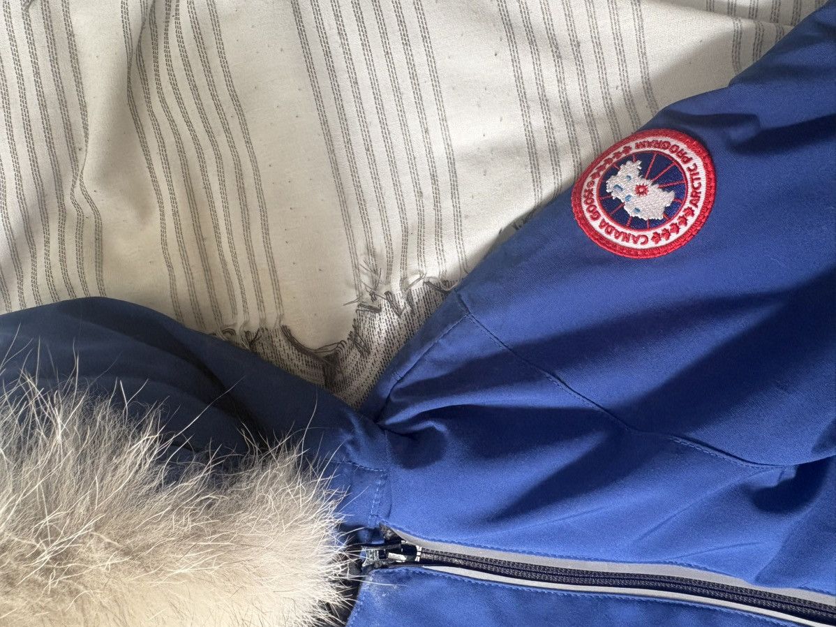 Canada Goose 6-12 month old baby Size US XXS / EU 40 - 3 Thumbnail