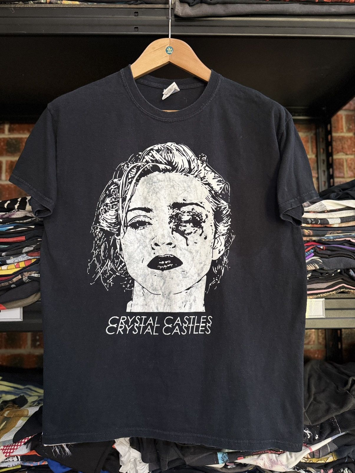 Band Tees × Streetwear × Vintage Crystal Castles Madonna Potrait