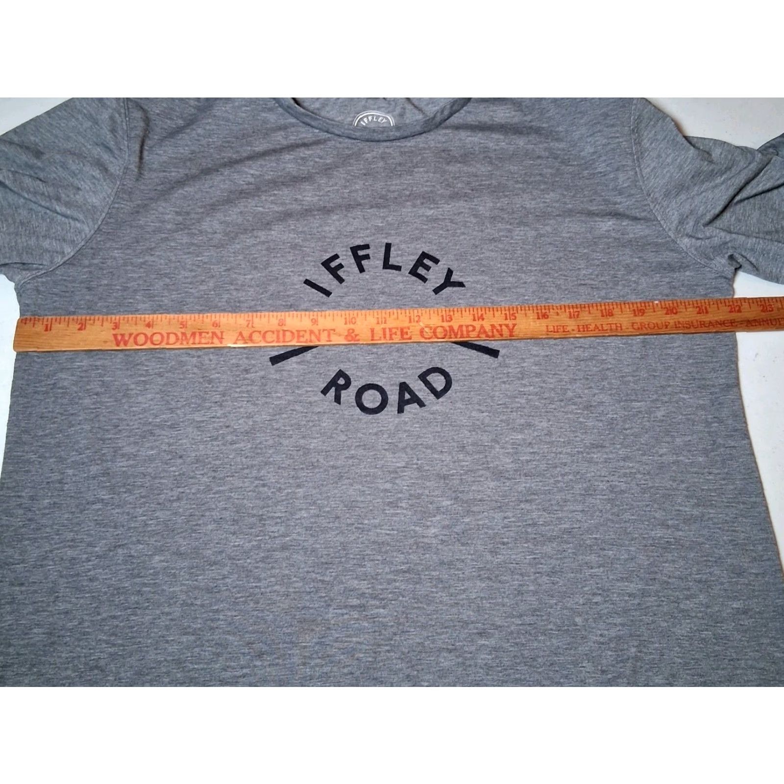 Logo 7 Iffley Road T-Shirt Men XL Gray Logo Running Athletic Performance Shirt Tee - Gray - Regular Fit - Short Sleeve Size US XL / EU 56 / 4 - 5 Thumbnail