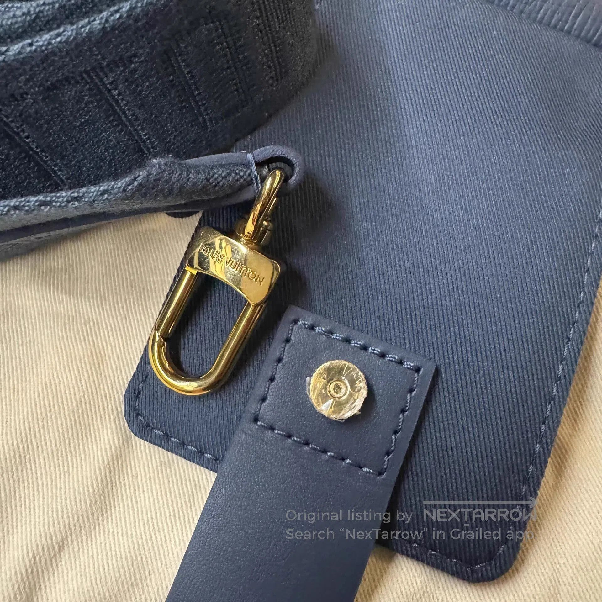 Louis Vuitton Blue Denim Pouch with Heart Patch and Pattern. Size ONE SIZE - 3 Thumbnail