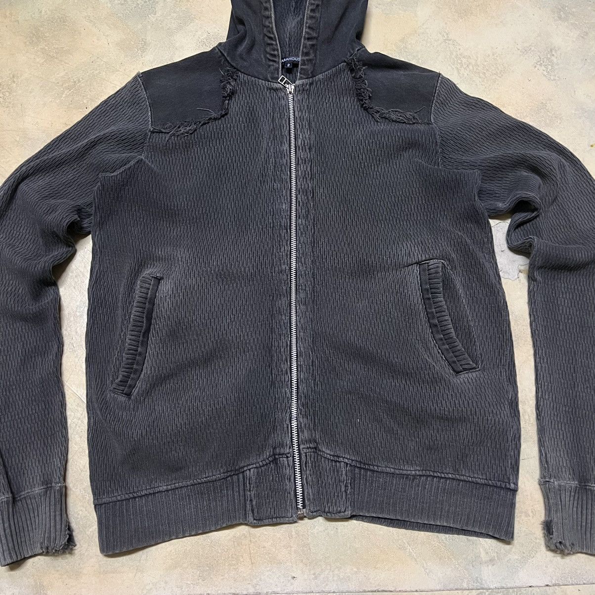 ABAHOUSE Abahouse Japanese Brand Distressed Style Hoodie Avant Garde Size US S / EU 44-46 / 1 - 3 Thumbnail