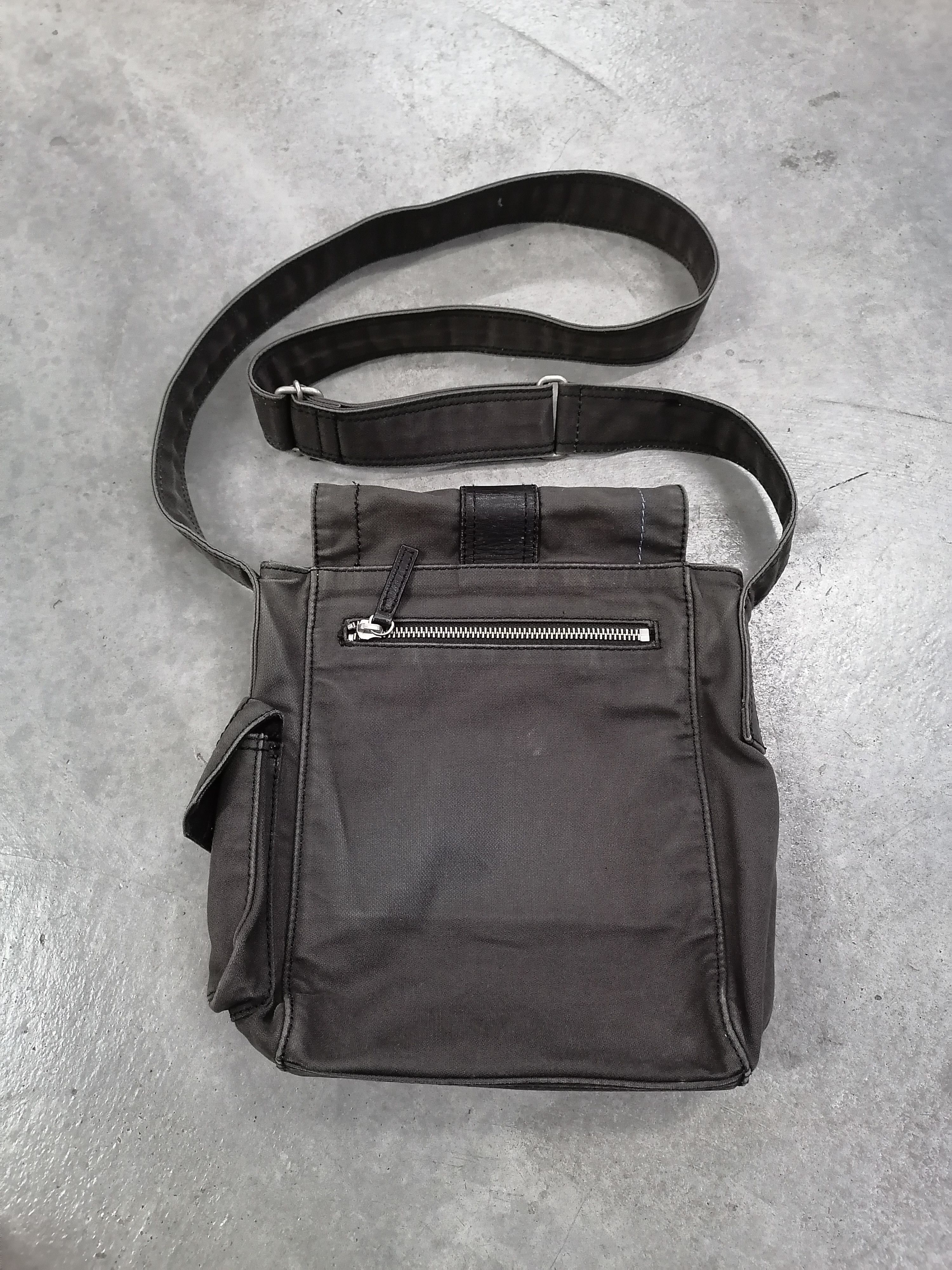 Vintage Paul Smith Waxed Canvas Sling / Crossbody Bag Size ONE SIZE - 8 Thumbnail