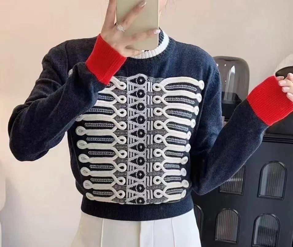 Hermes Hermes Cashmere Courtly Knit Rope Button Sweater 38 Size XS / US 0-2 / IT 36-38 - 7 Thumbnail