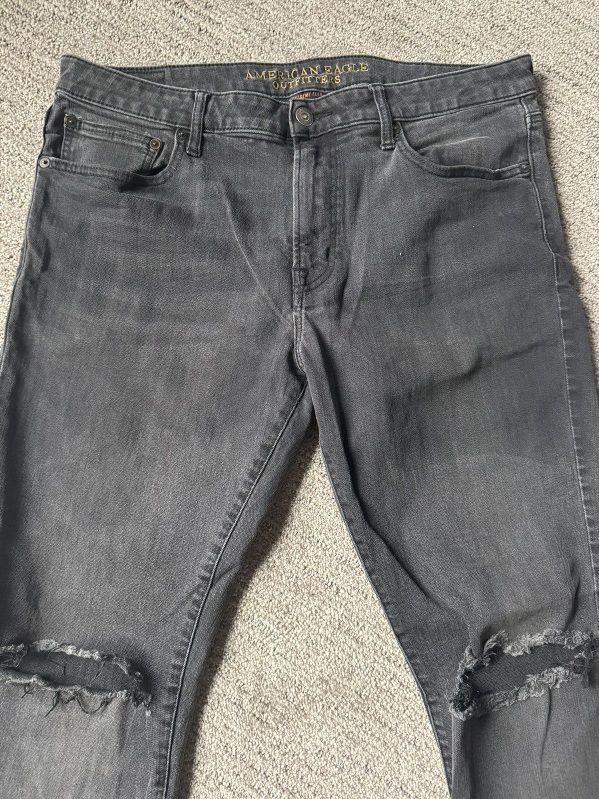 American Eagle Outfitters TALL GUYS!! Pre-Distressed Black Wash Jeans Size US 36 / EU 52 - 3 Thumbnail