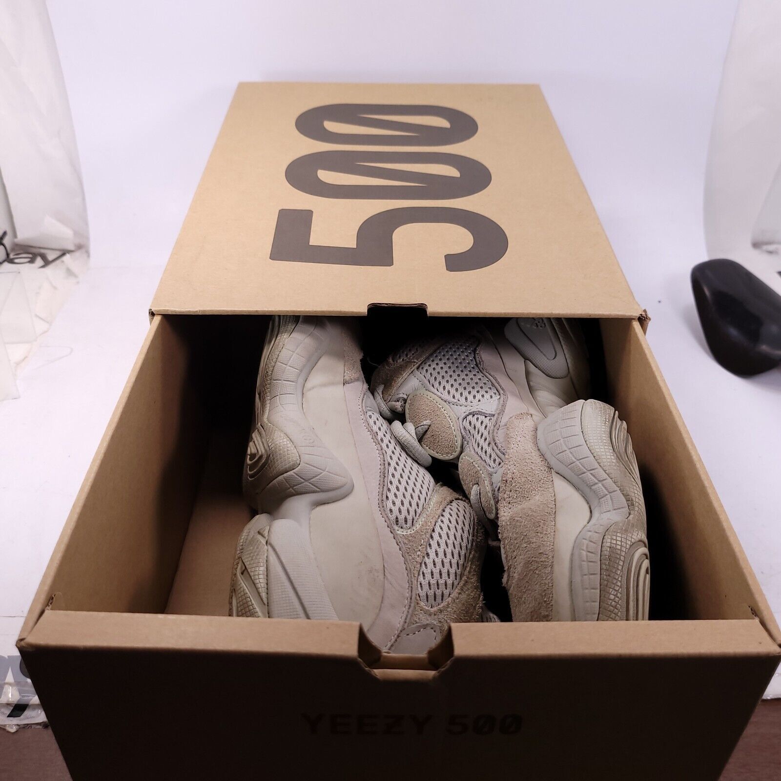 Adidas Adidas Yeezy 500 Lace Up Shoe Mens Size 10 EE7287 Beige Size US 10 / EU 43 - 10 Thumbnail