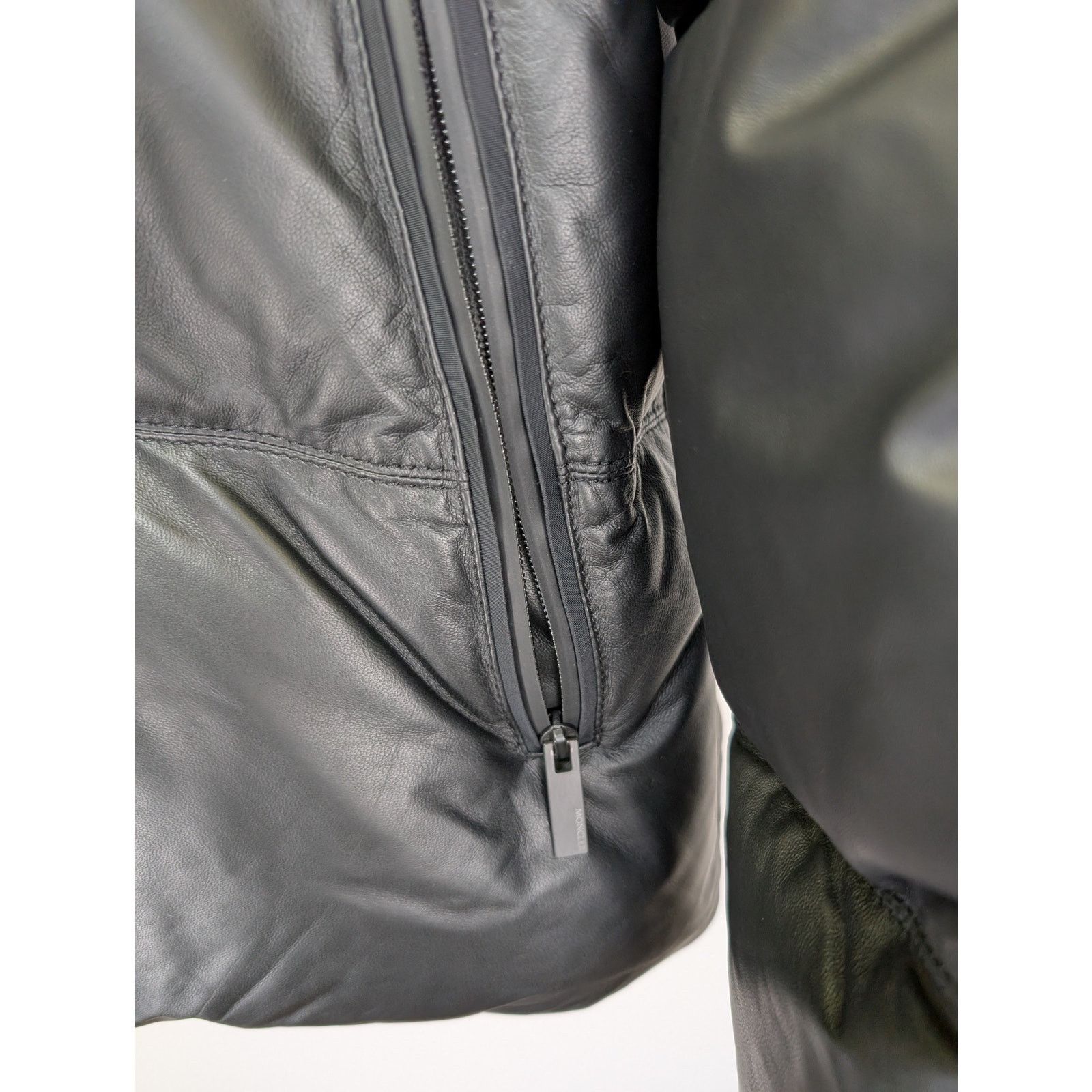 Moncler o1rshd1 Leather Down Jacket in Black Size US XL / EU 56 / 4 - 7 Thumbnail