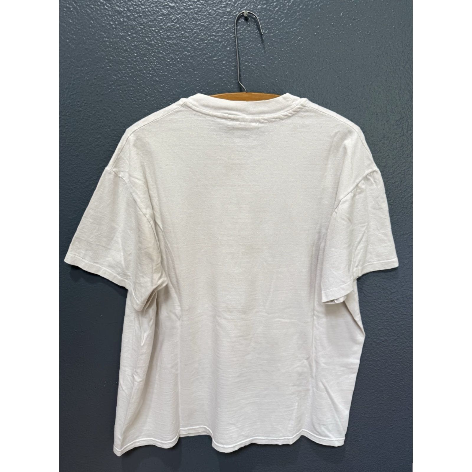 Hanes VINTAGE 90s Keith Haring Chicago Street Art Graphic White Tee Shirt XL Men T-Shirt White 90s Mens XL Kristu Size US XL / EU 56 / 4 - 4 Thumbnail