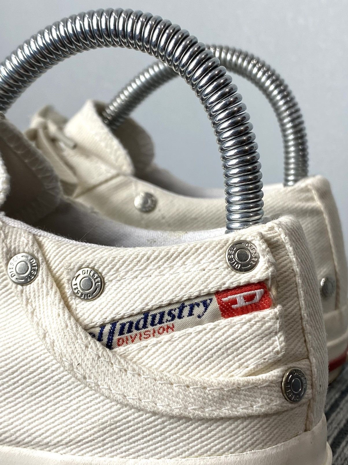 Diesel Vintage Diesel Low Top Design Denim Sneakers Bw Sport Size US 6 / IT 36 - 11 Thumbnail