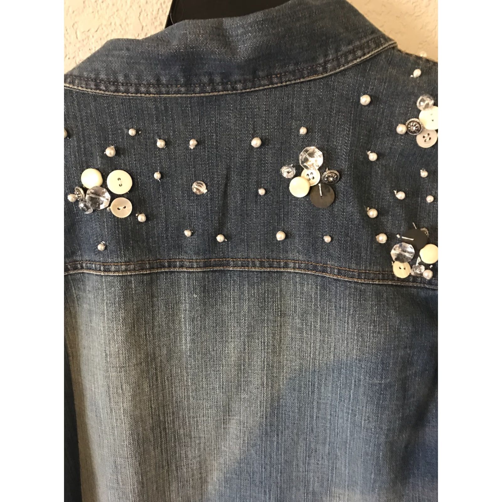 Quacker Factory VINTAGE The Quacker Factory Jacket Women L Denim Blue Light Wash Sequin Buttons Jeans Size L / US 10 / IT 46 - 5 Thumbnail
