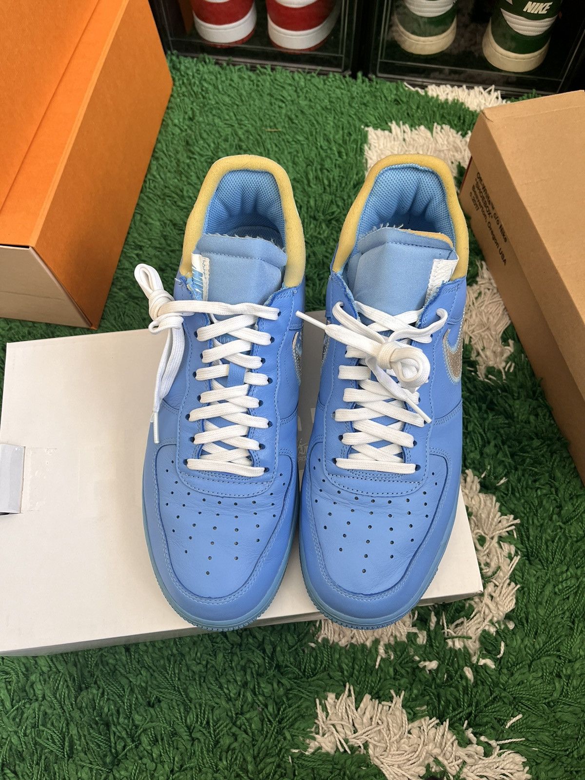 Nike Air Force 1 Off-White MCA Size US 11 / EU 44 - 3 Thumbnail