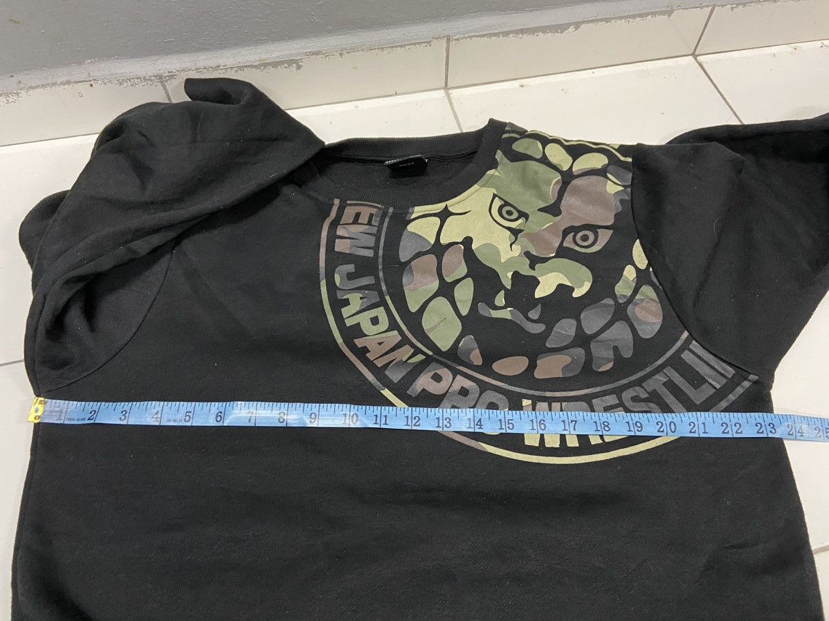 Japanese Brand NJPW NEW JAPAN PRO WRESTLING CAMO CREWNECK SWEATSHIRT Size US L / EU 52-54 / 3 - 11 Thumbnail