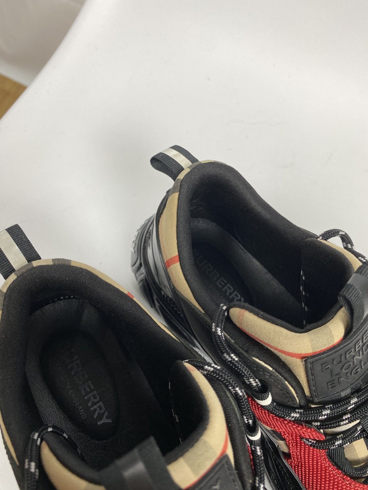 Burberry Burberry Arthur Sneakers size 35 Trainers Check Size US 5 / IT 35 - 10 Thumbnail