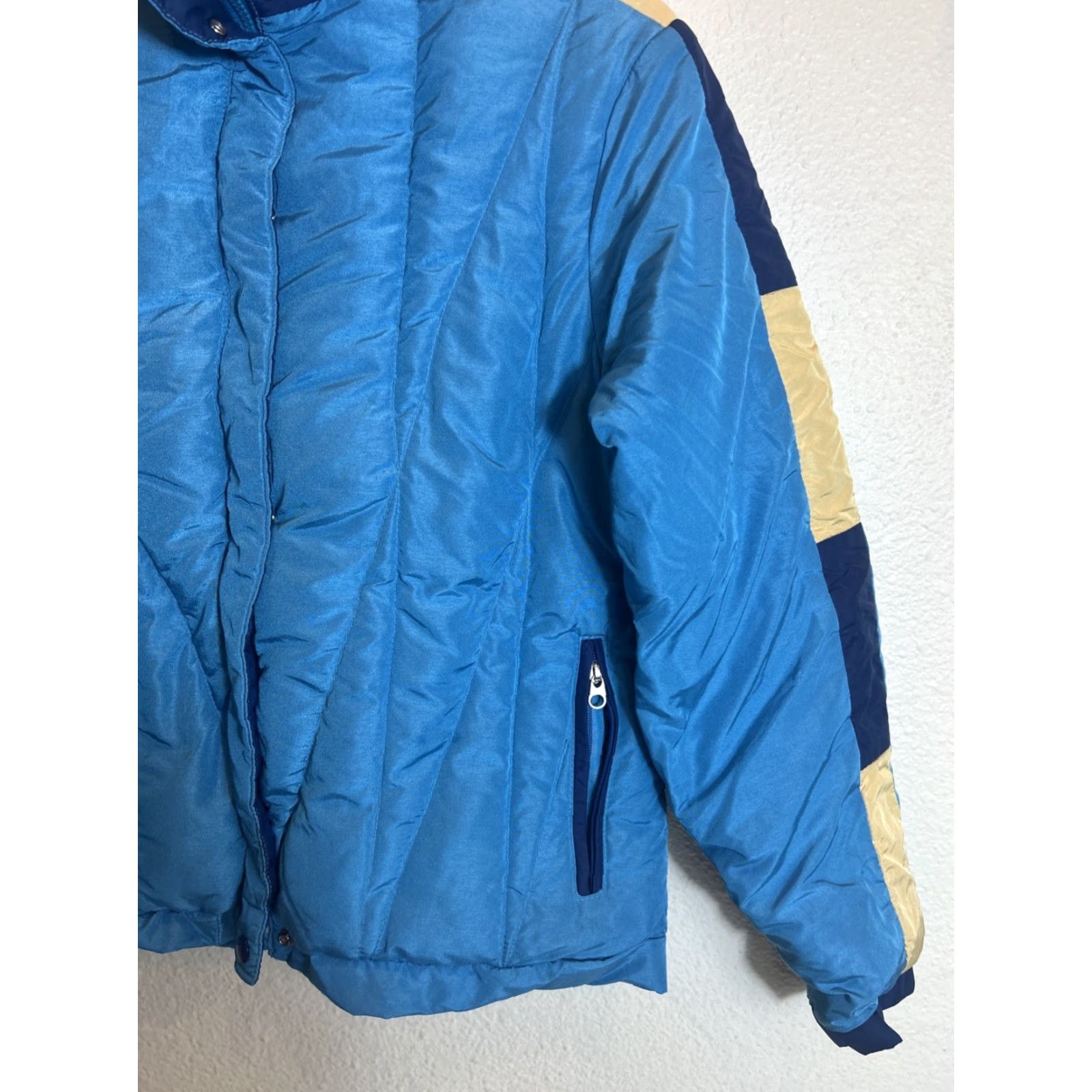 Vintage VINTAGE First Down Puffer Jacket Women’s Size 12 Blue Full Zip Goose Down Nylon Down Jacket Womens Blue Puffer 90s Size XL / US 12-14 / IT 48-50 - 6 Thumbnail