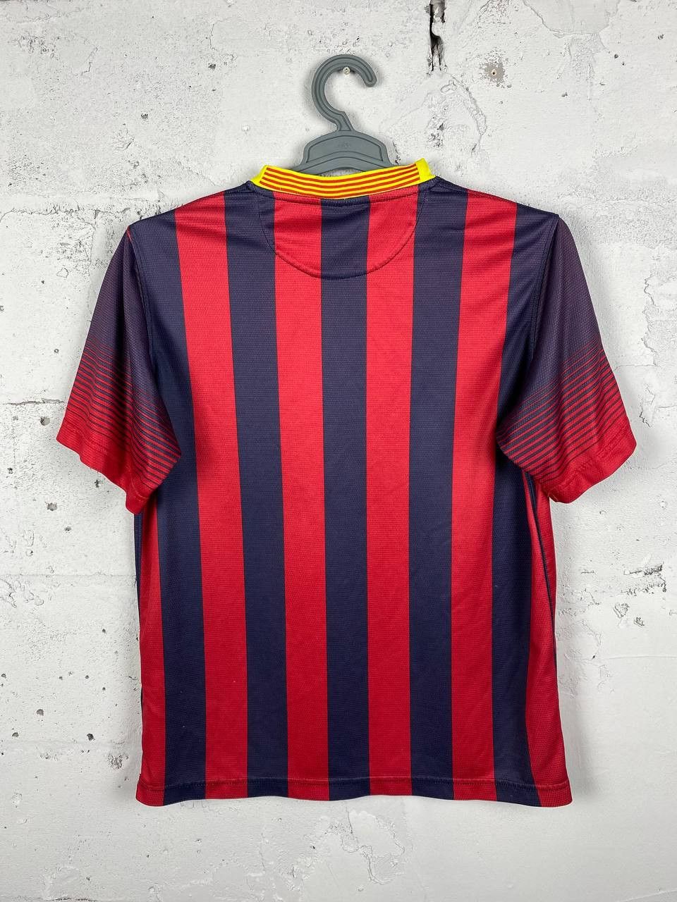 Nike F.C. Barcelona Vintage Jersey Rare Size M Size US M / EU 48-50 / 2 - 13 Thumbnail