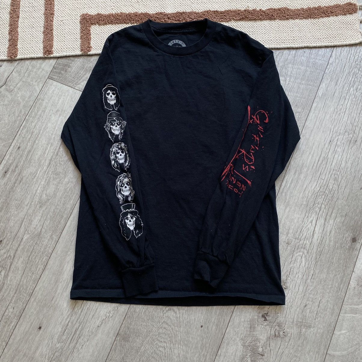 Band Tees GUNS N ROSES Y2K TOUR LONG SLEEVE T SHIRT Size US S / EU 44-46 / 1 - 2 Thumbnail