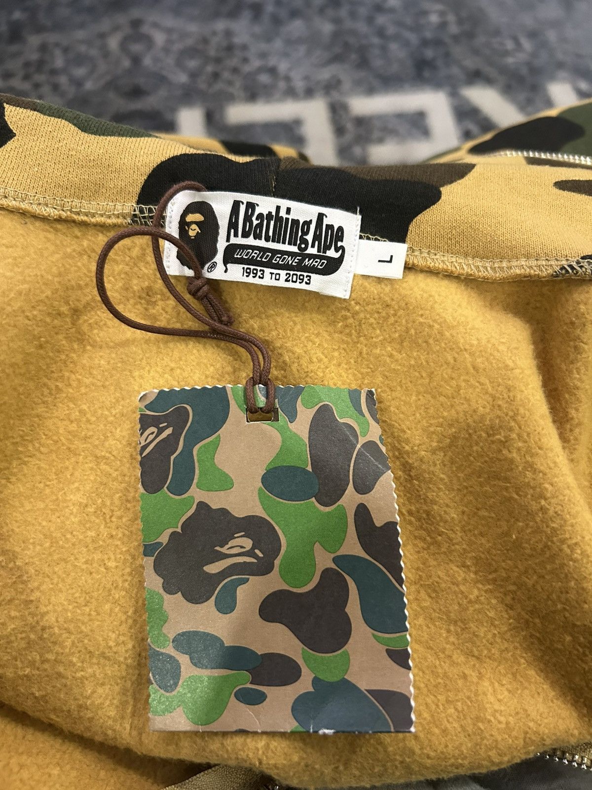 Bape Bape 1st Camo Shark Full Zip Hoodie Size US L / EU 52-54 / 3 - 7 Thumbnail