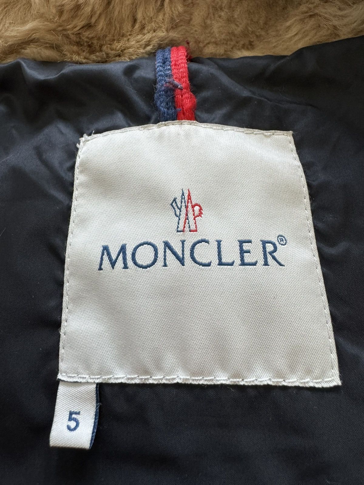 Moncler Moncler Bulgarie red puffer jacket with fur Size US XL / EU 56 / 4 - 7 Thumbnail