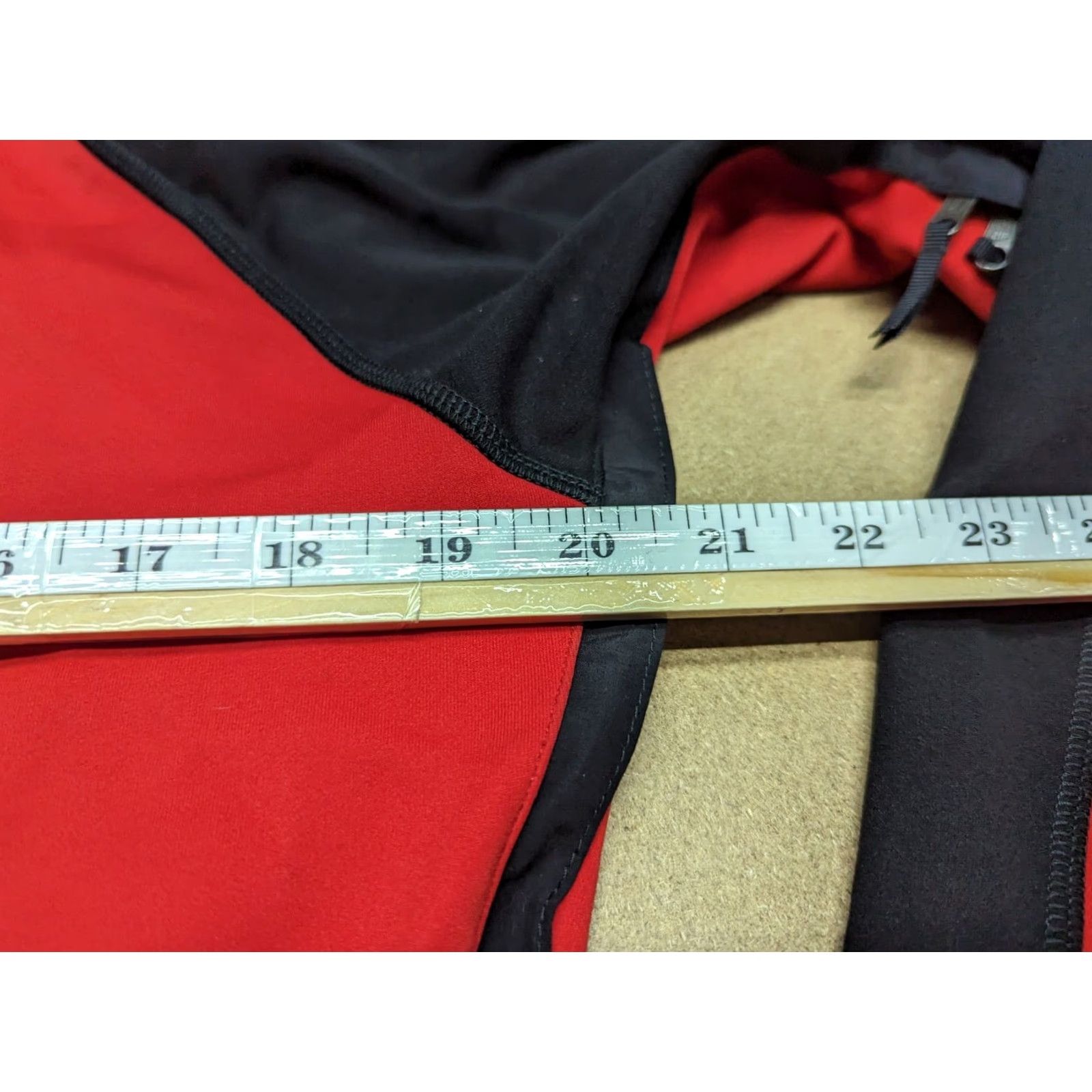Vintage TILAK Ogre Action Windstopper Jacket Medium Full Zip Black red Outdoor Jacket Mens M Windstopper Full Zip Insulated Water Resistant Track Jacket Size US M / EU 48-50 / 2 - 4 Thumbnail