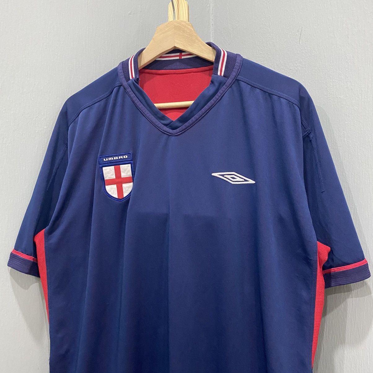 Umbro VINTAGE 2002 England World Cup Away Reversible Jersey Umbro Size US XL / EU 56 / 4 - 12 Thumbnail
