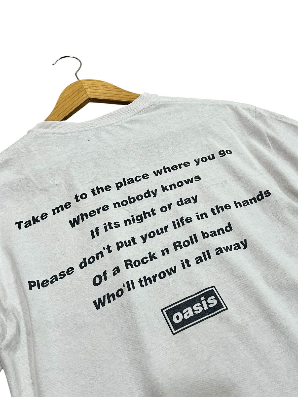 Band Tees × Japanese Brand × Vintage Oasis Band Lyrics Tee Size US M / EU 48-50 / 2 - 4 Thumbnail