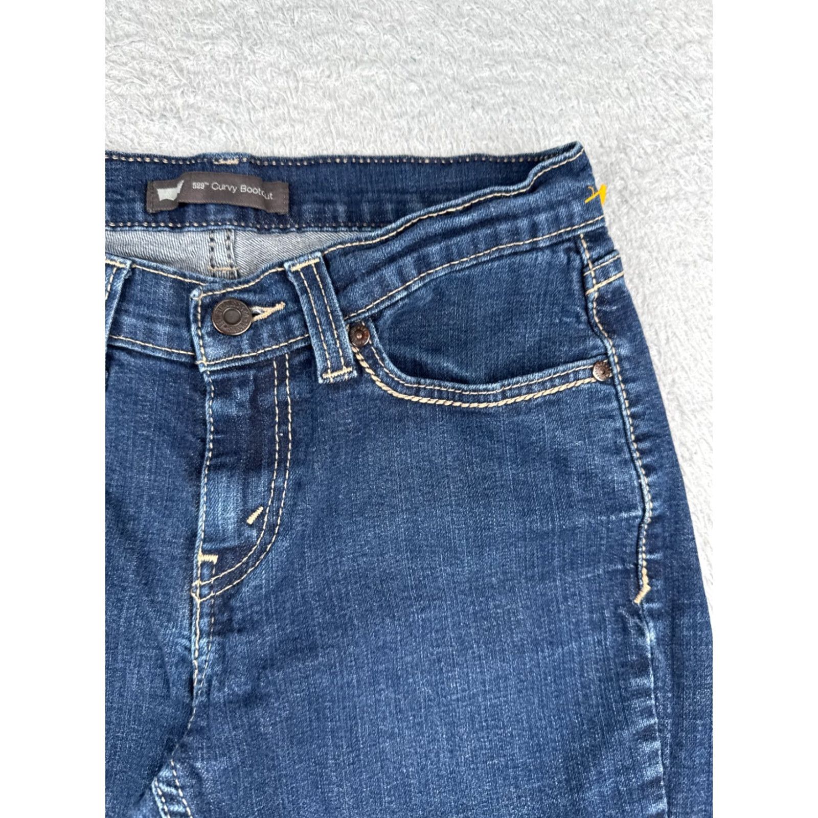 Levi's VINTAGE Levis Shorts Women 8 Blue Denim Cutoff 529 Curvy Low Rise Cotton Blend 28x14 Size 30" / US 8 / IT 44 - 5 Thumbnail