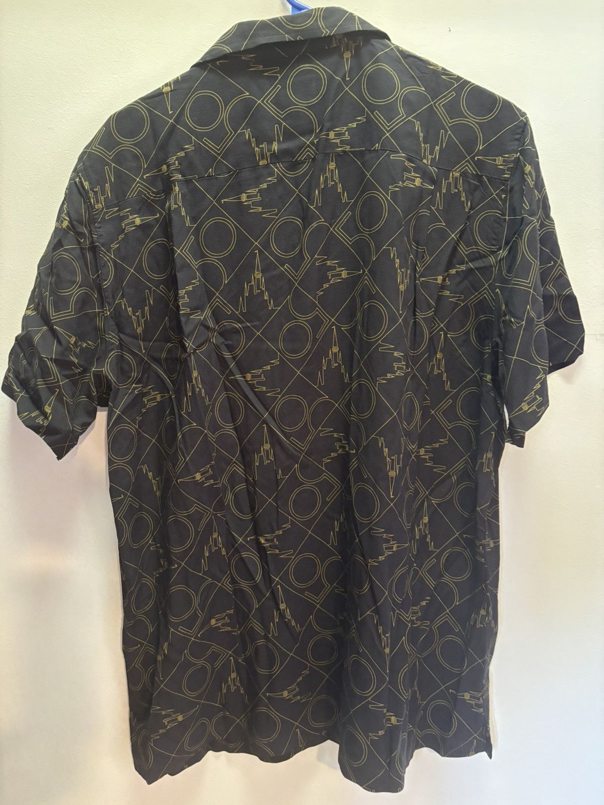 Disney Walt Disney World Collector 50th Anniversary Shirt (L) Size US L / EU 52-54 / 3 - 4 Thumbnail
