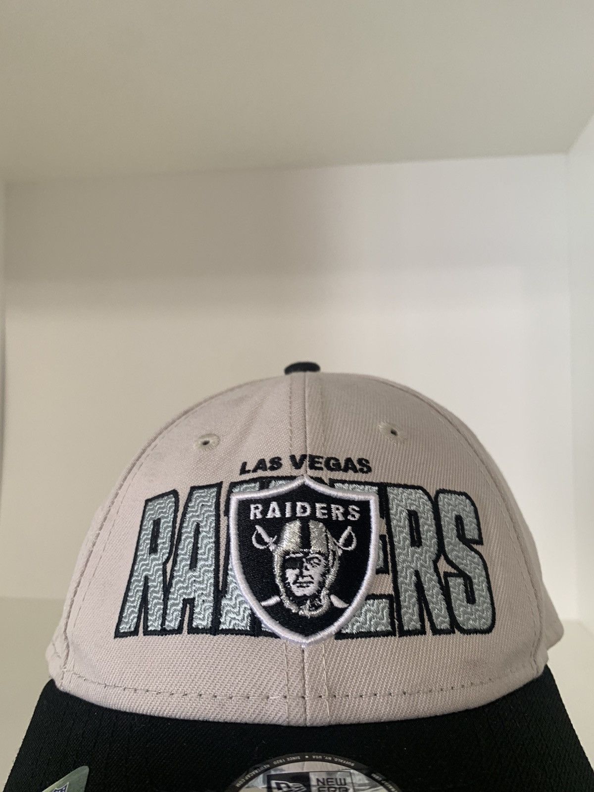NFL Raiders Las Vegas Youth Cap Hat Size ONE SIZE - 9 Thumbnail