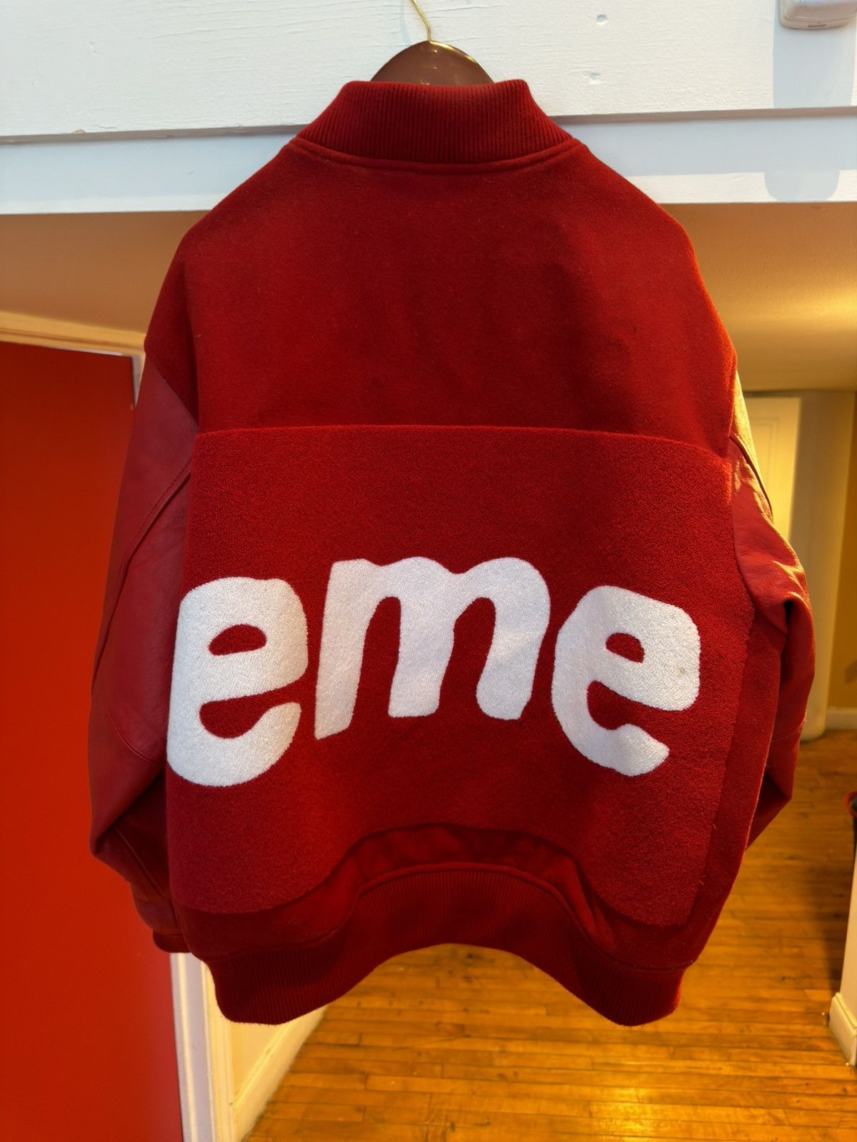 Supreme 2024 Supreme Big Logo Chenille Varsity Jacket 'Red' Size US XL / EU 56 / 4 - 2 Thumbnail