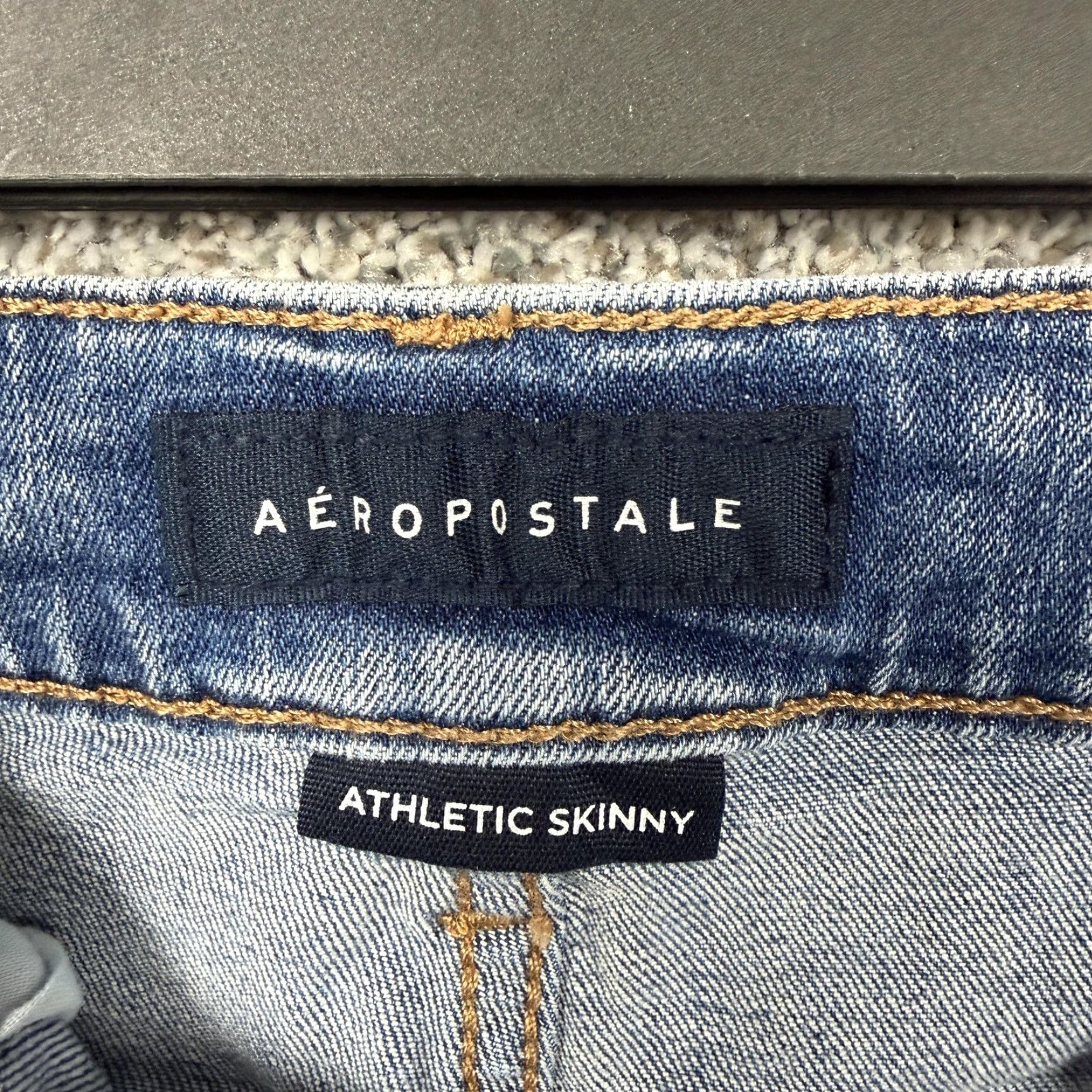 Vintage Aéropostale Jeans Mens 30x29.5 Blue Denim Athletic Skinny Distressed Grunge Jeans Mens Athletic Skinny Medium Wash Grunge 90s Size US 30 / EU 46 - 7 Thumbnail