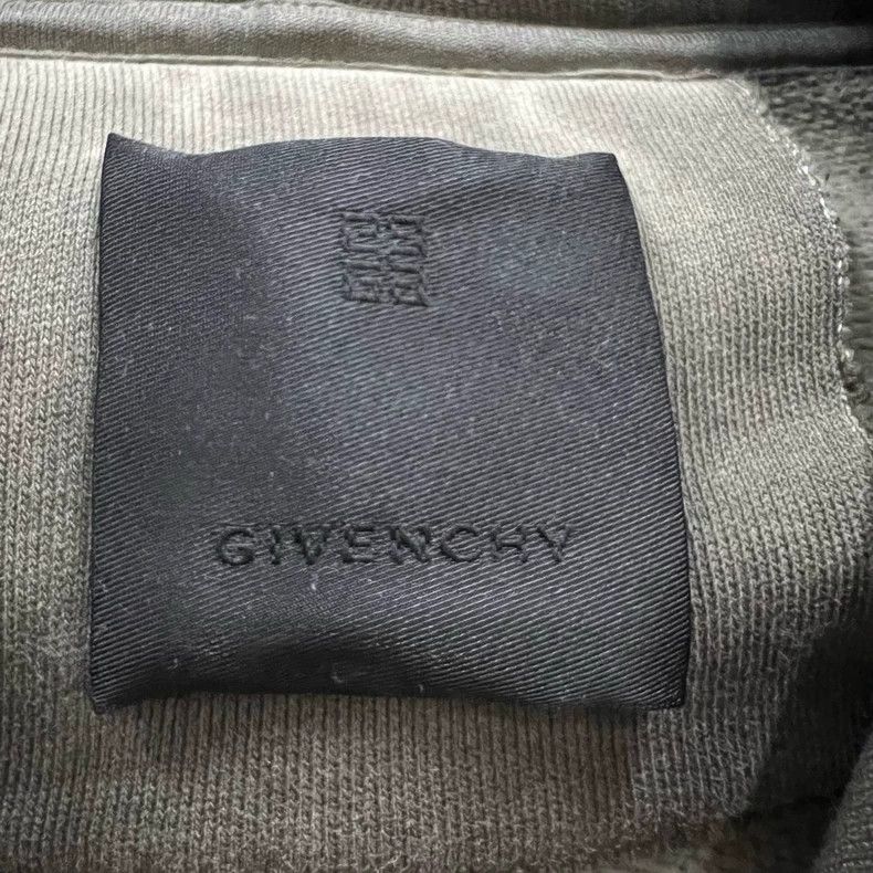 Givenchy Givenchy Chito Collaboration Graffiti Dog Head Printed Sho Size US M / EU 48-50 / 2 - 3 Thumbnail