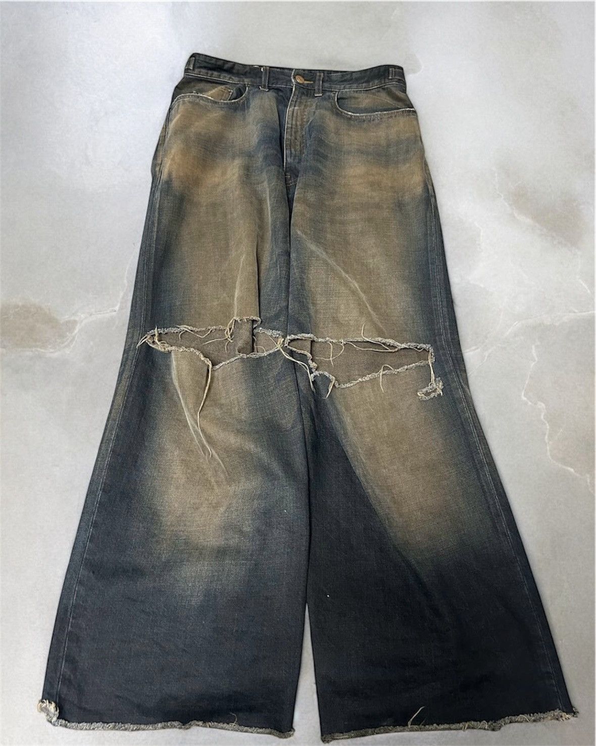 *rare* Balenciaga Skater Destroyed Denim Pants Dark Blue